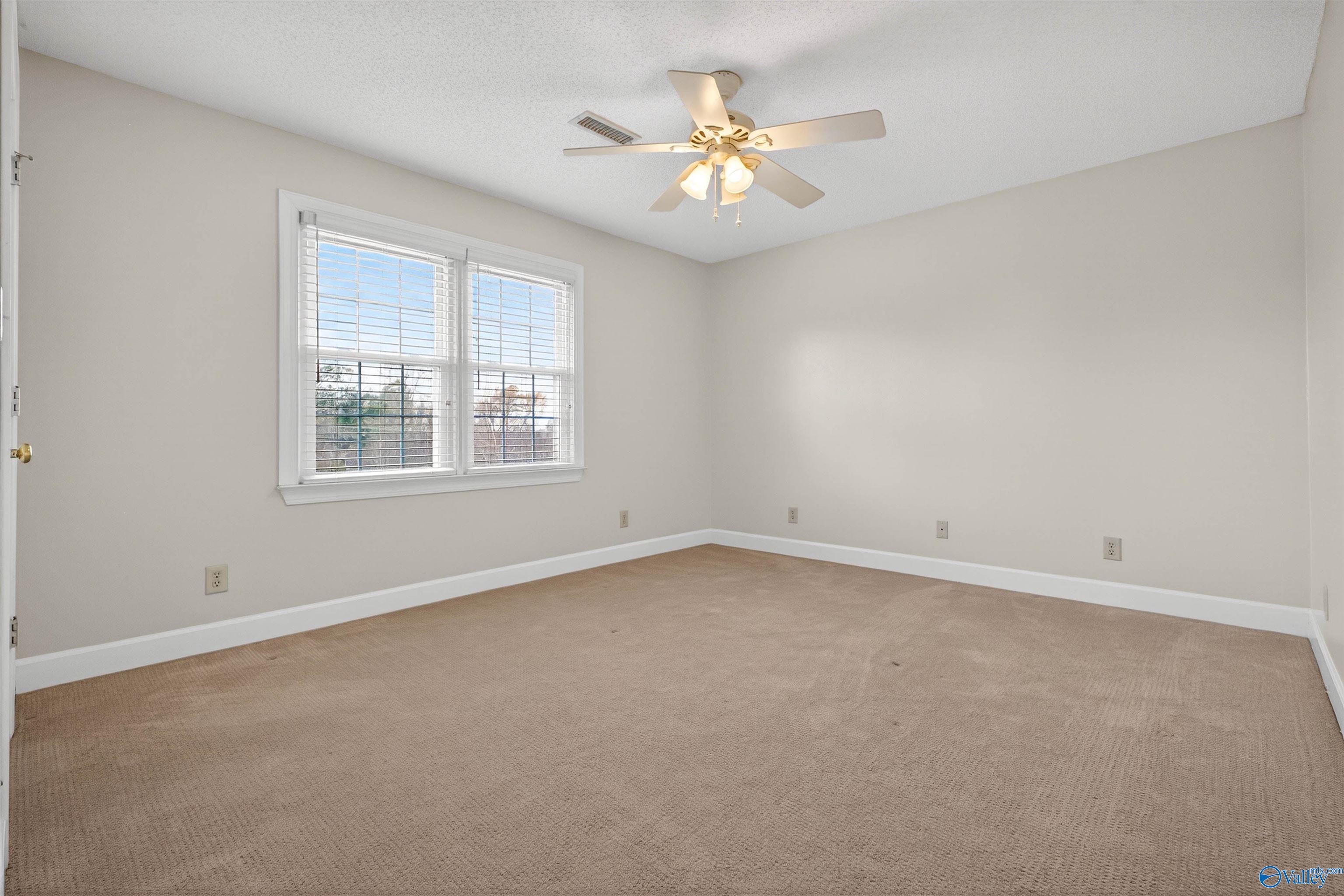 308 Mayfield Lane NE