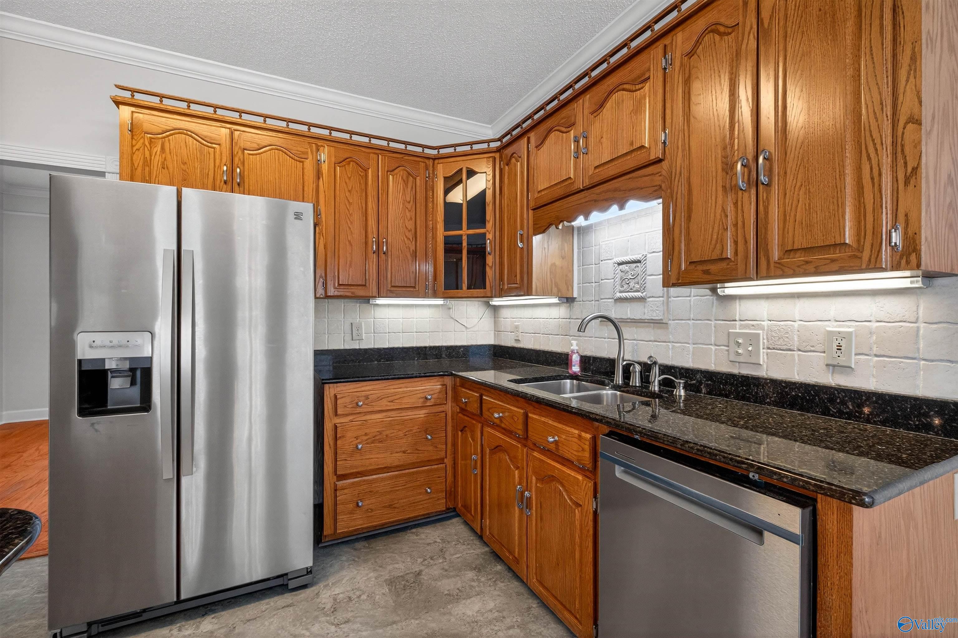 308 Mayfield Lane NE