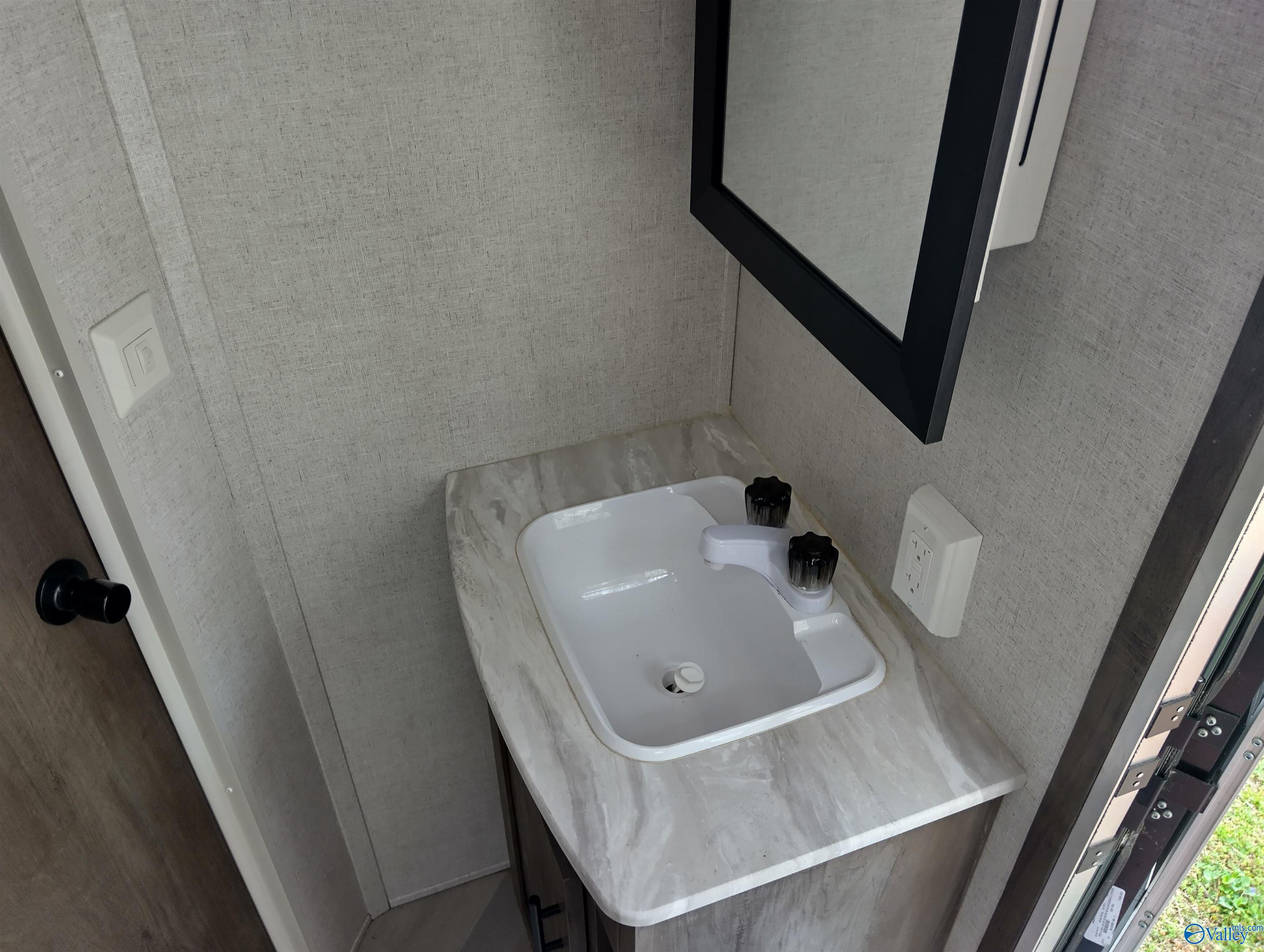 1590 Mccluney Street