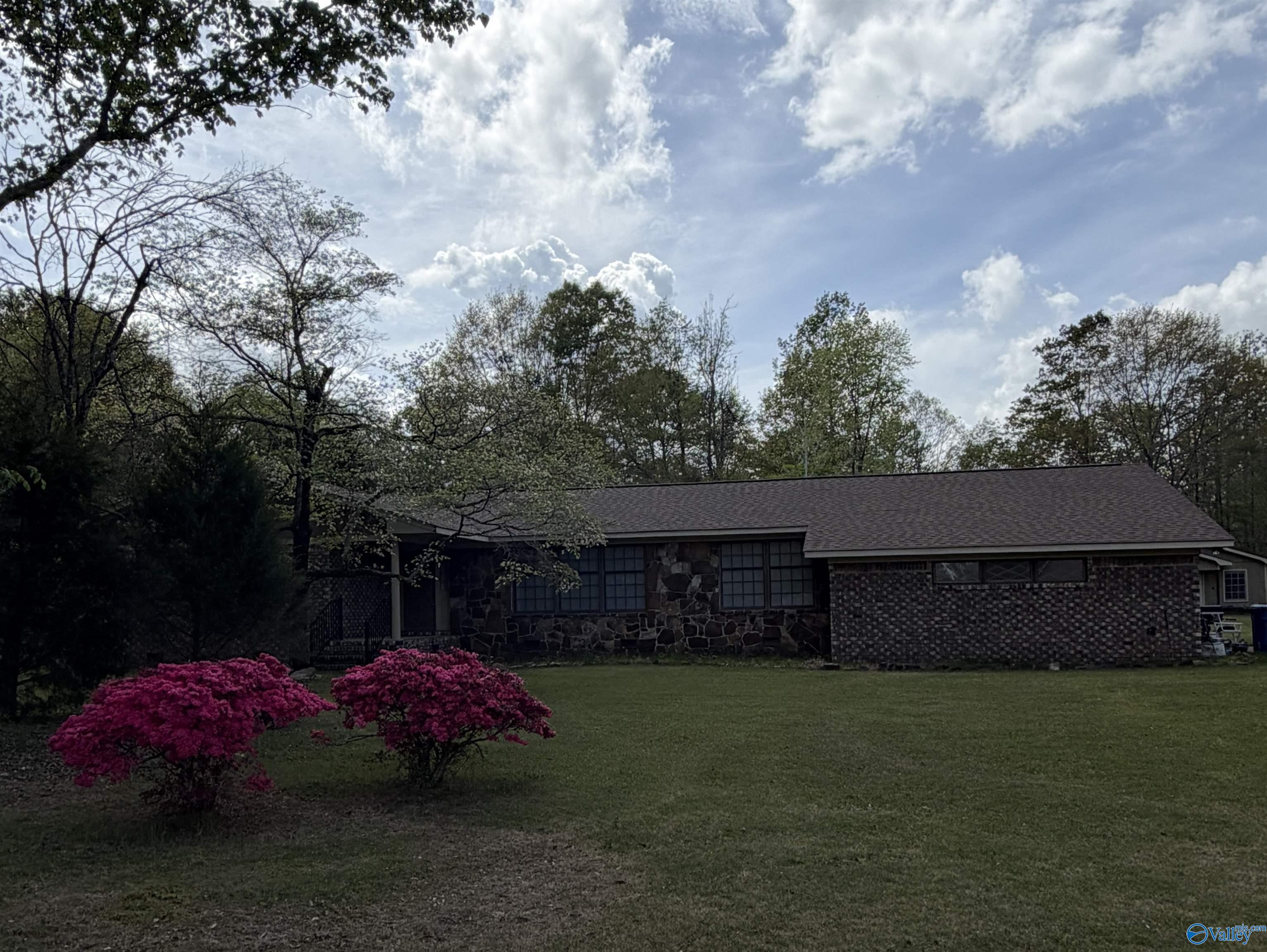 398 Peteet Street