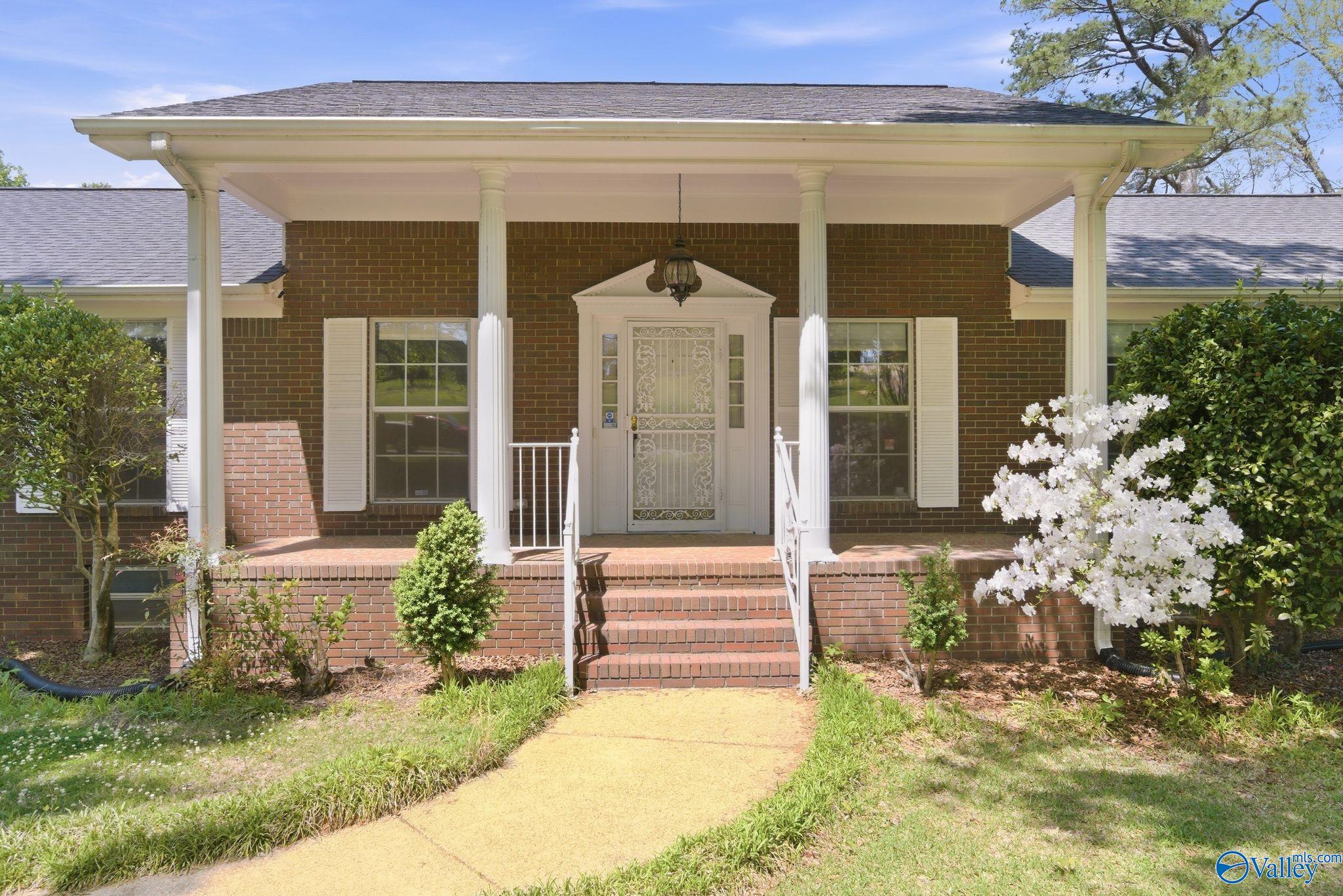 1212 Bellevue Drive