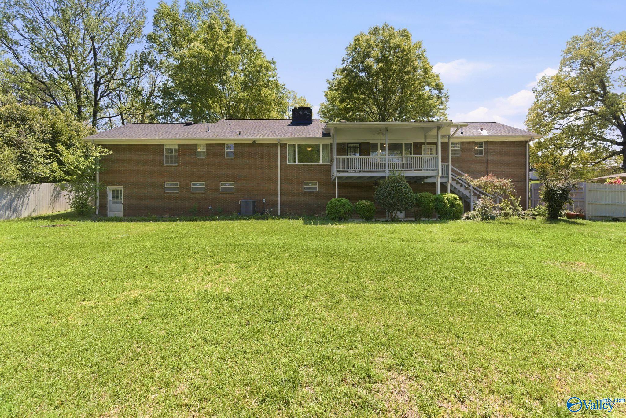 1212 Bellevue Drive