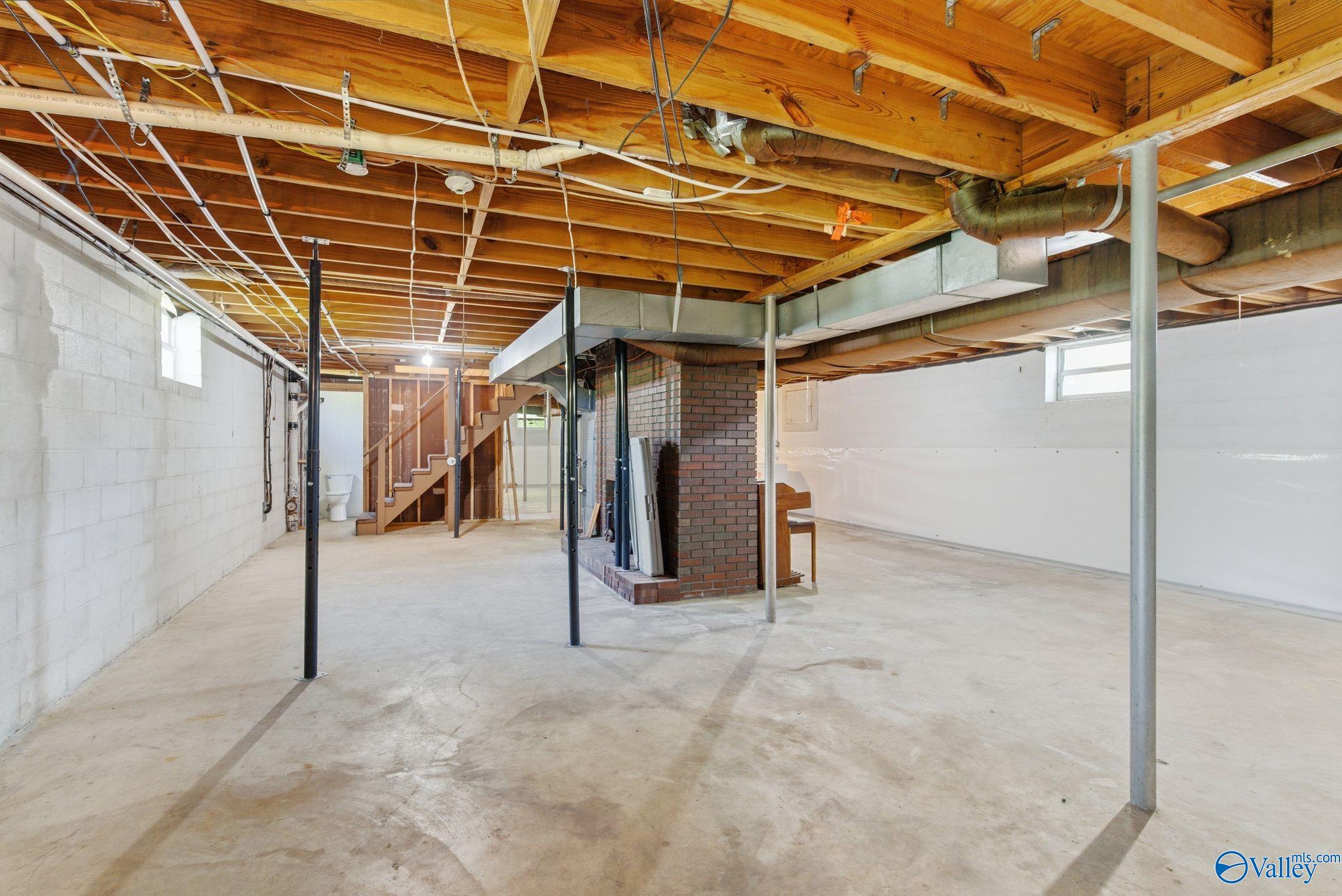 1212 Bellevue Drive