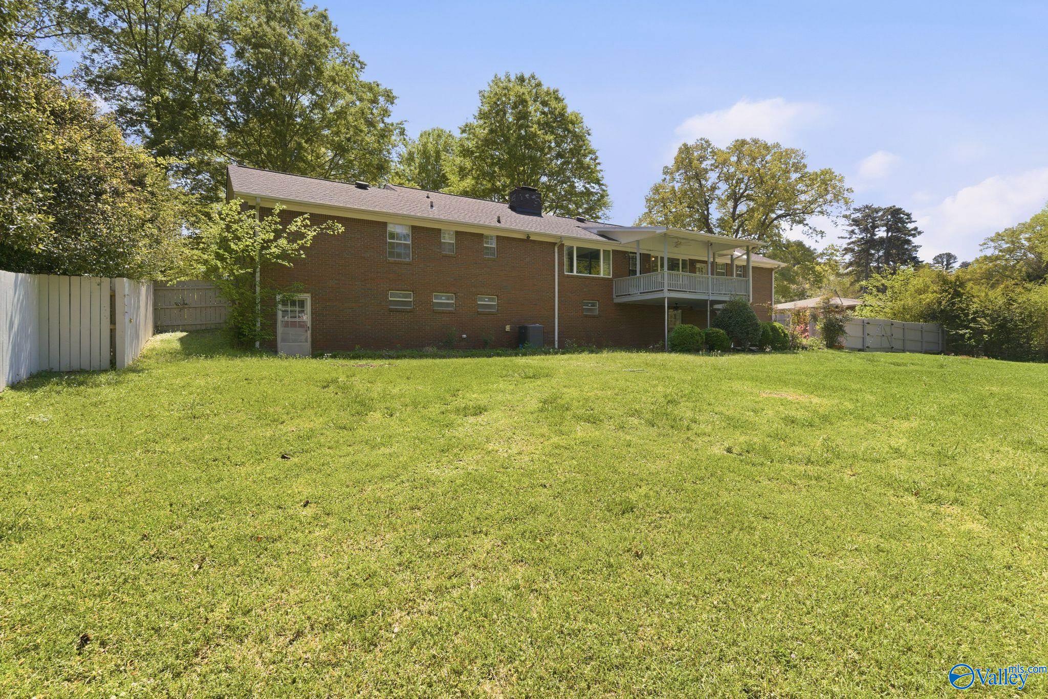 1212 Bellevue Drive