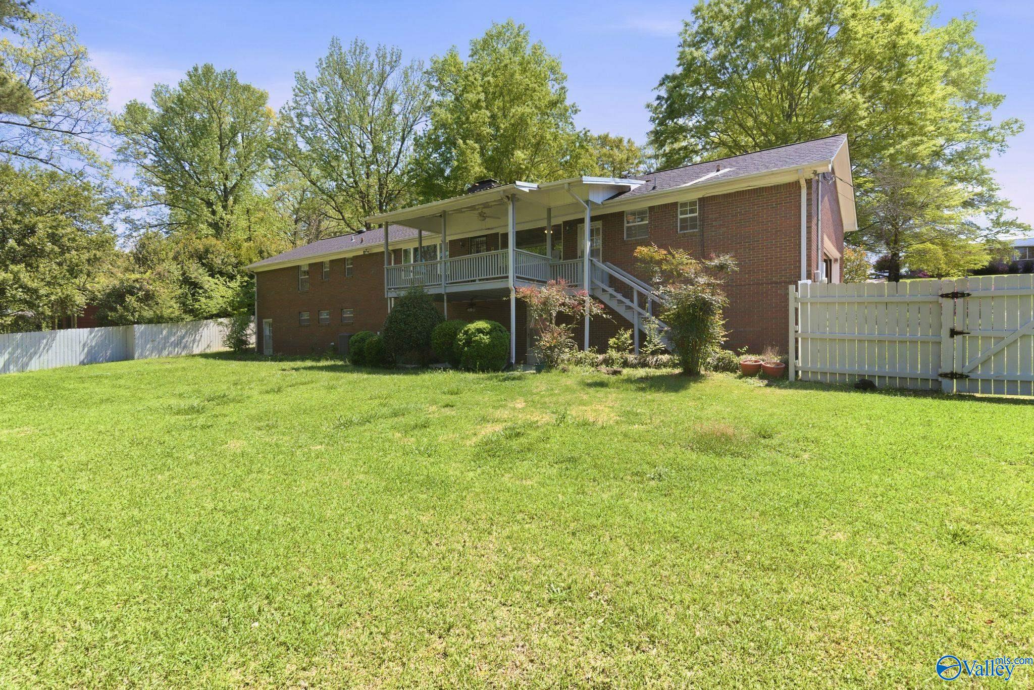 1212 Bellevue Drive