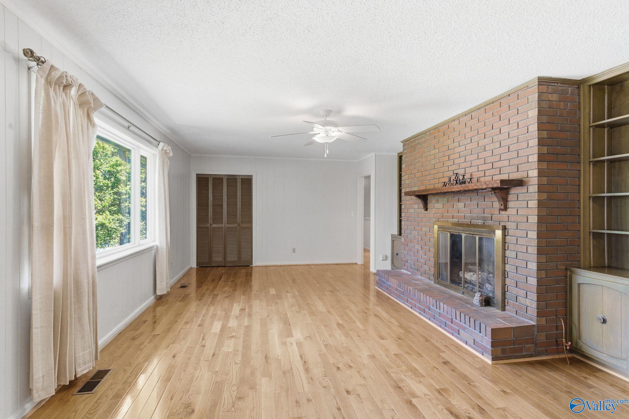 1212 Bellevue Drive
