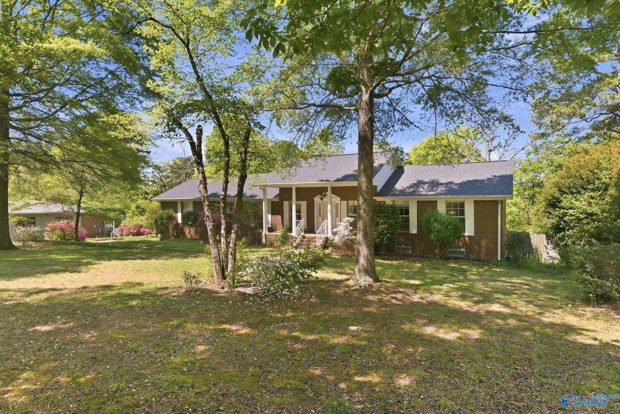 1212 Bellevue Drive