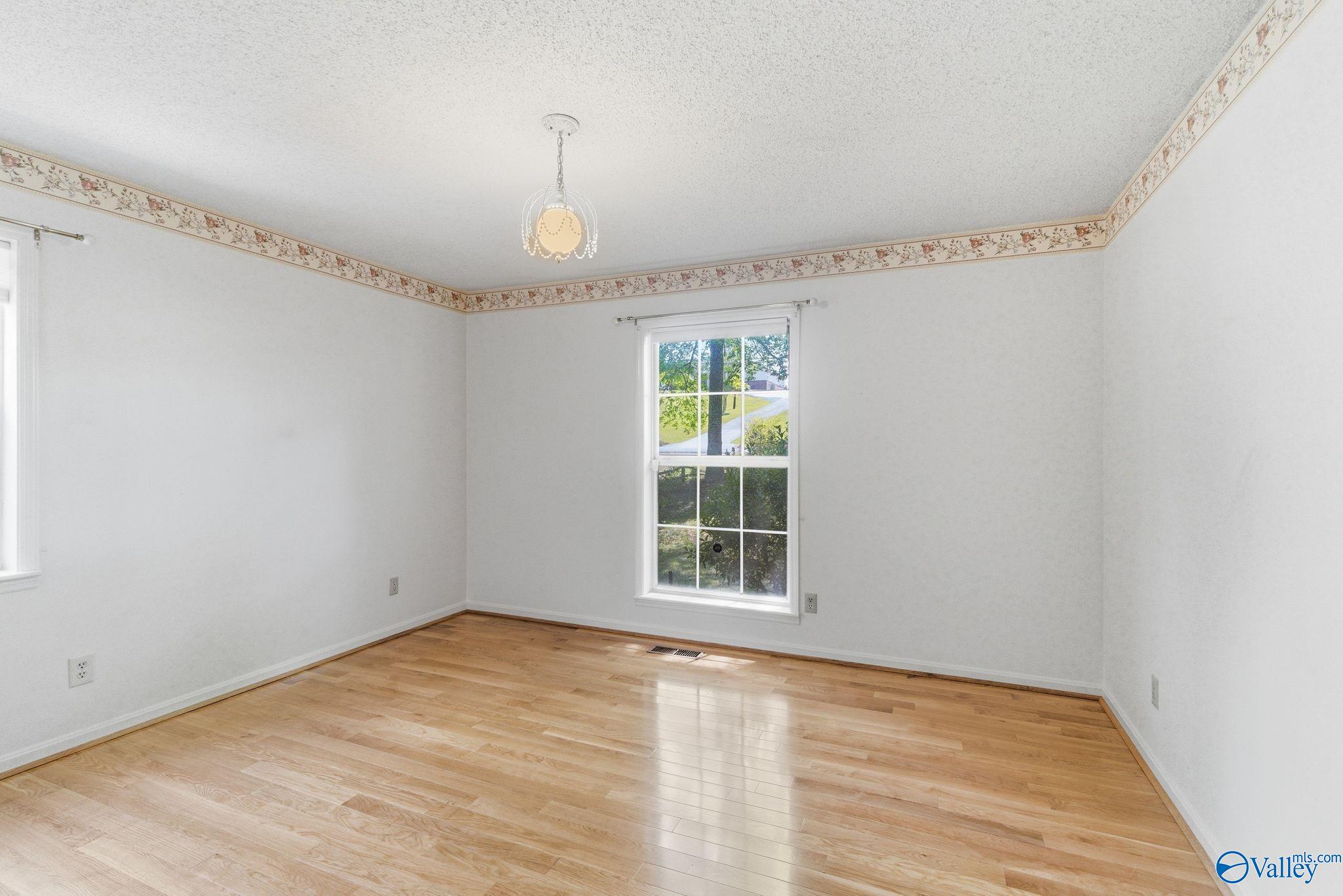 1212 Bellevue Drive