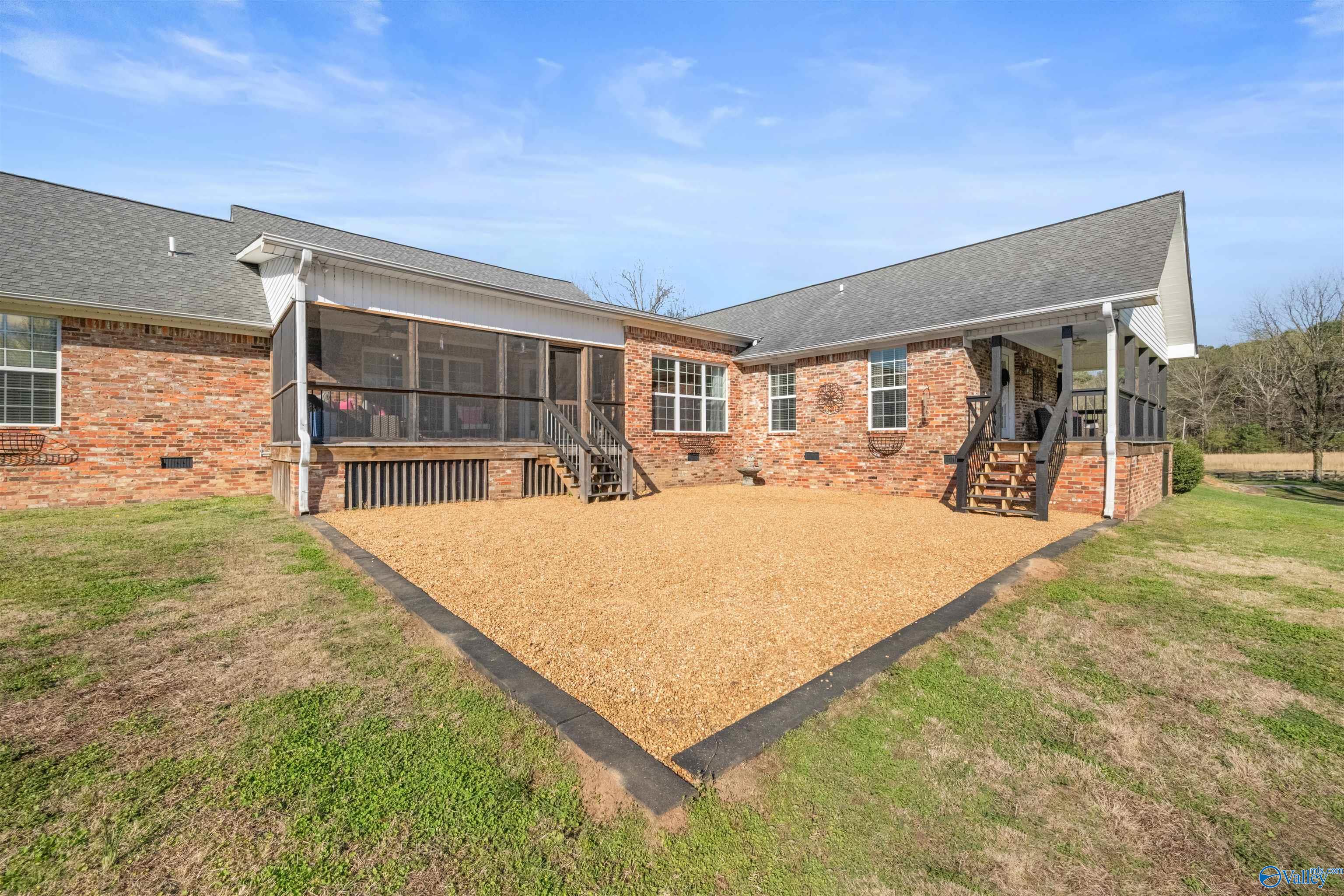 325 Rowan Cut Off Road