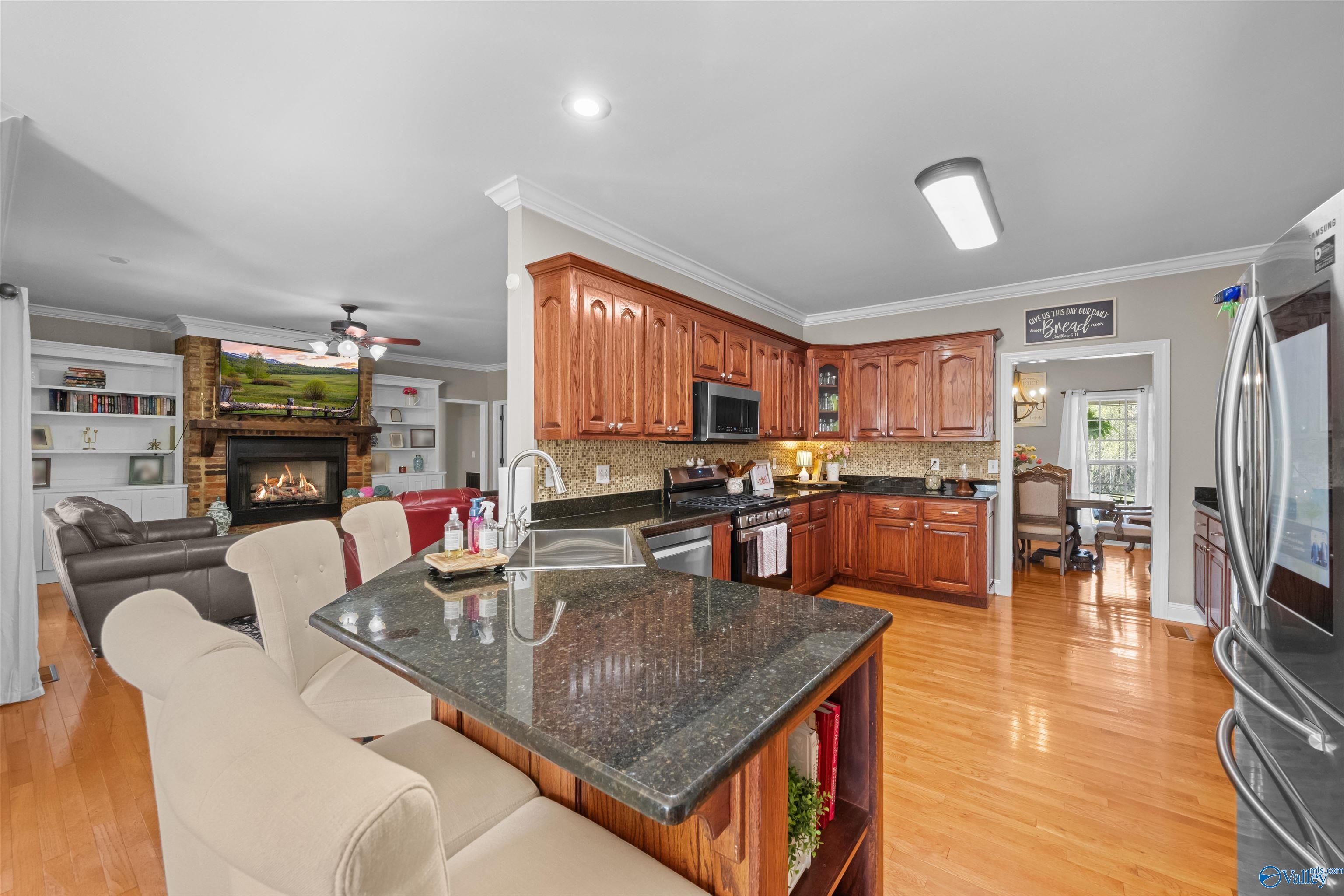 325 Rowan Cut Off Road