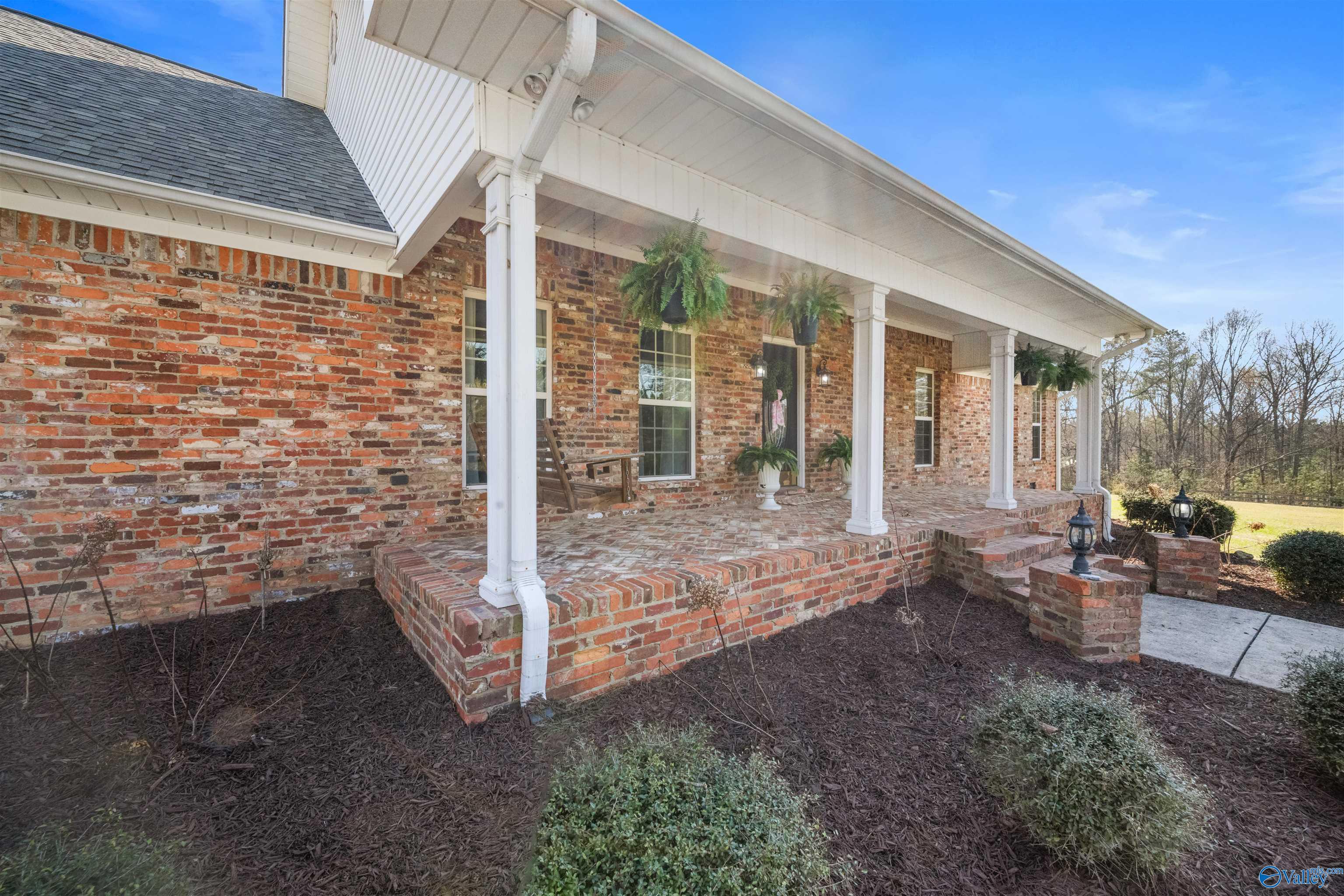 325 Rowan Cut Off Road