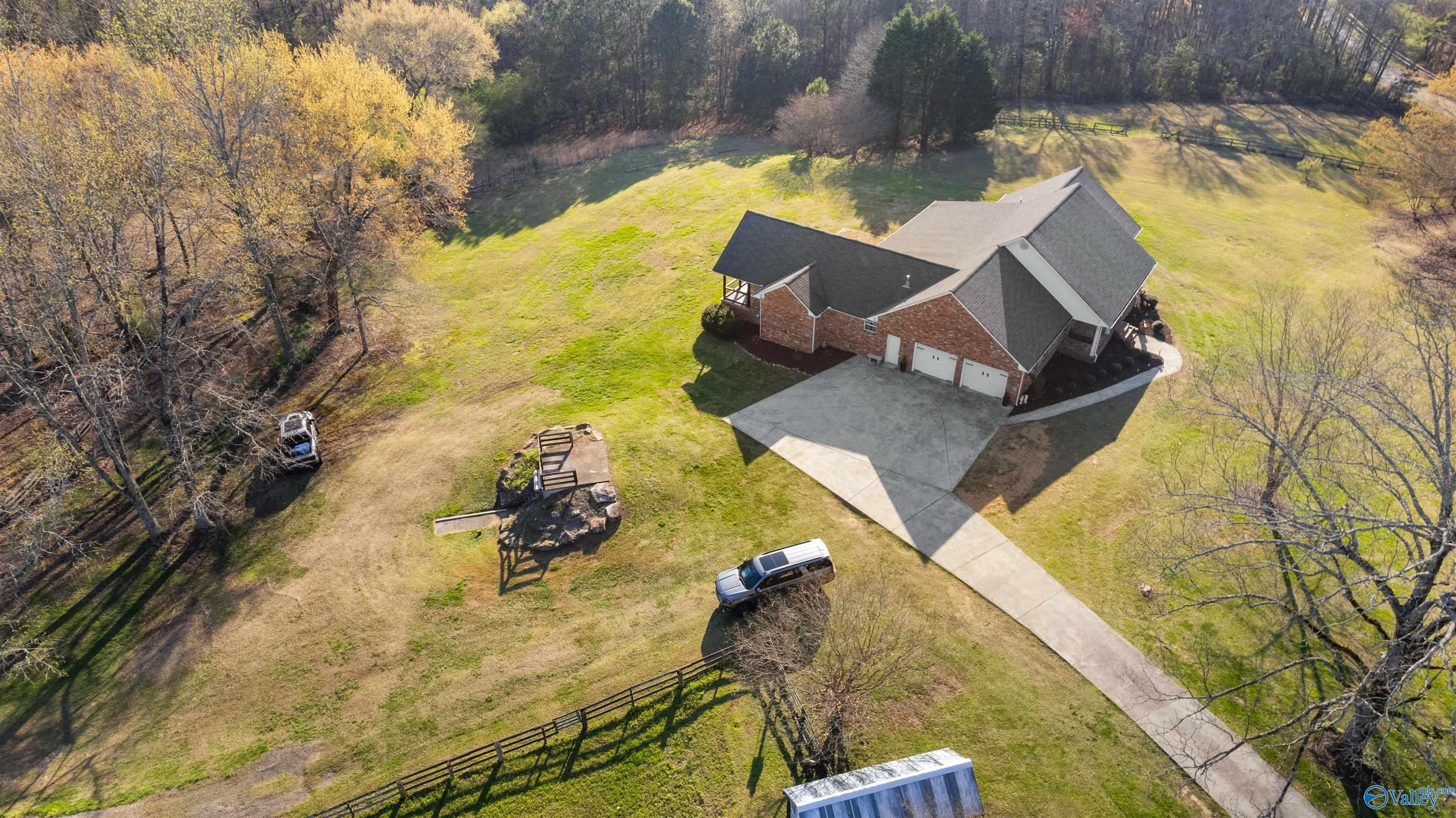 325 Rowan Cut Off Road