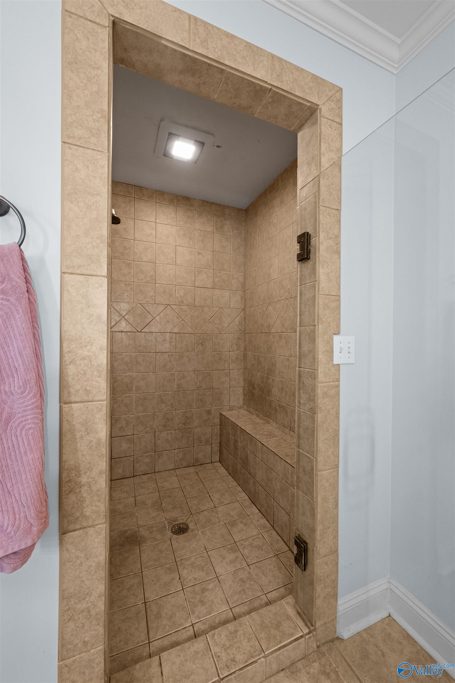 325 Rowan Cut Off Road