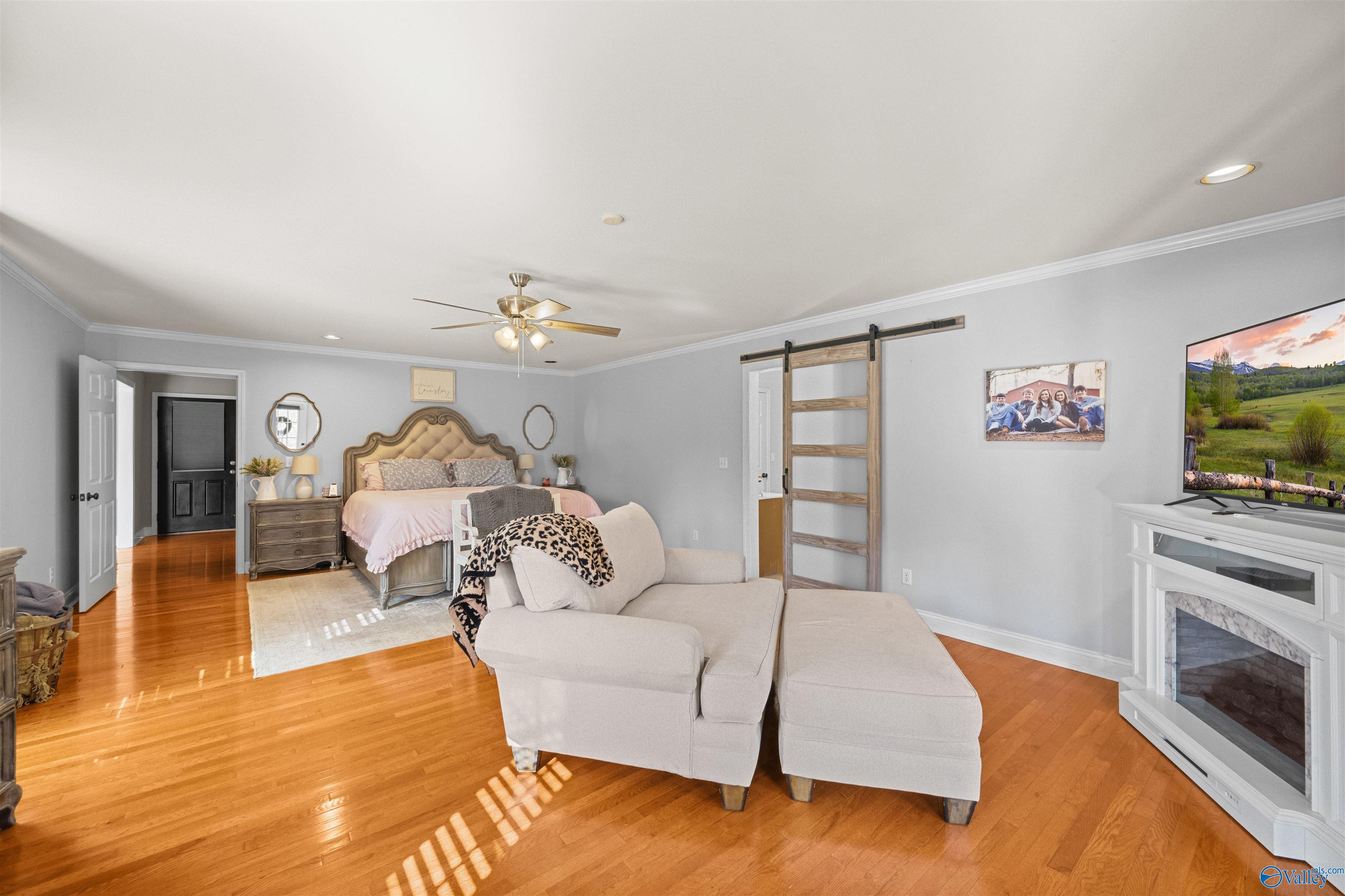 325 Rowan Cut Off Road