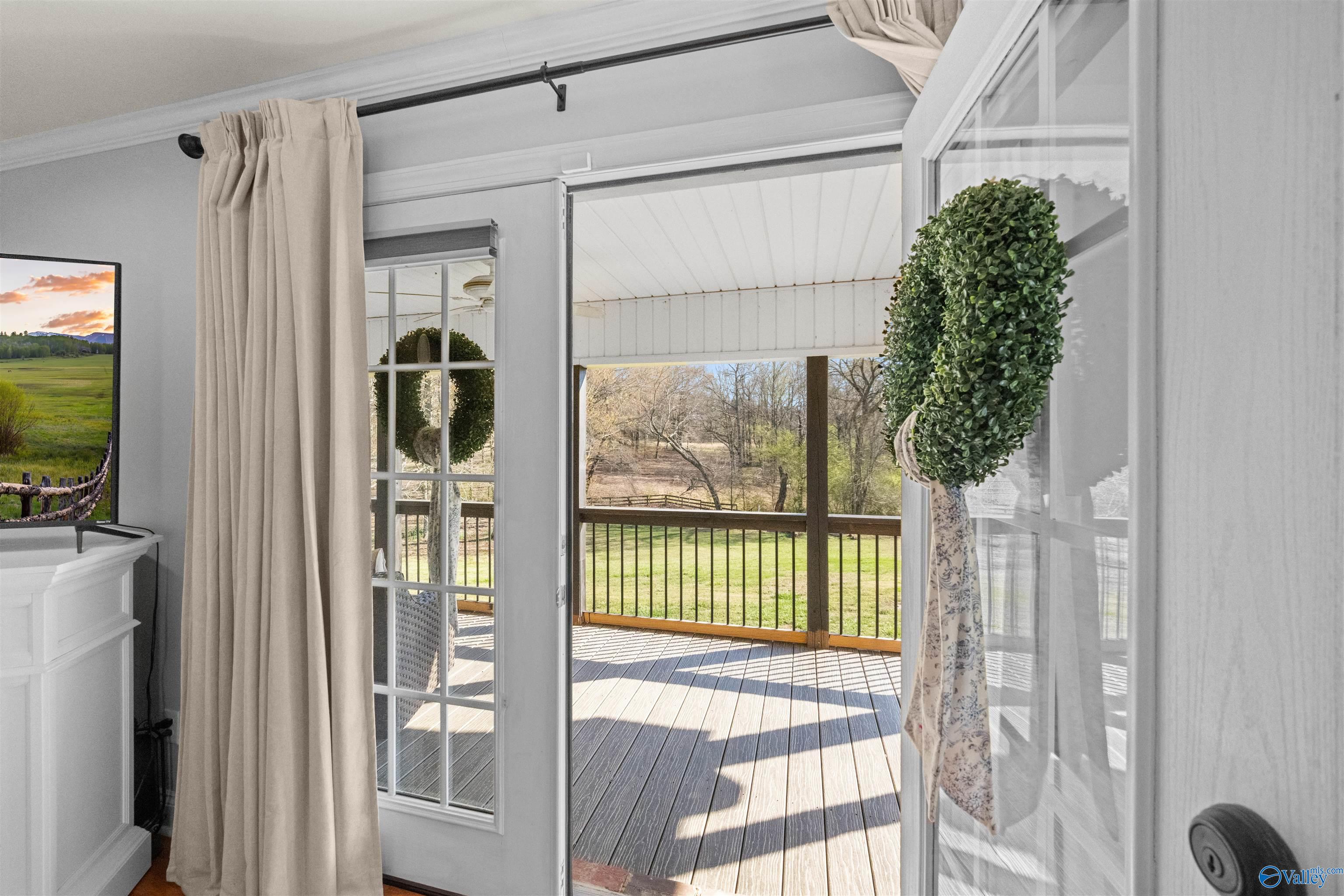 325 Rowan Cut Off Road