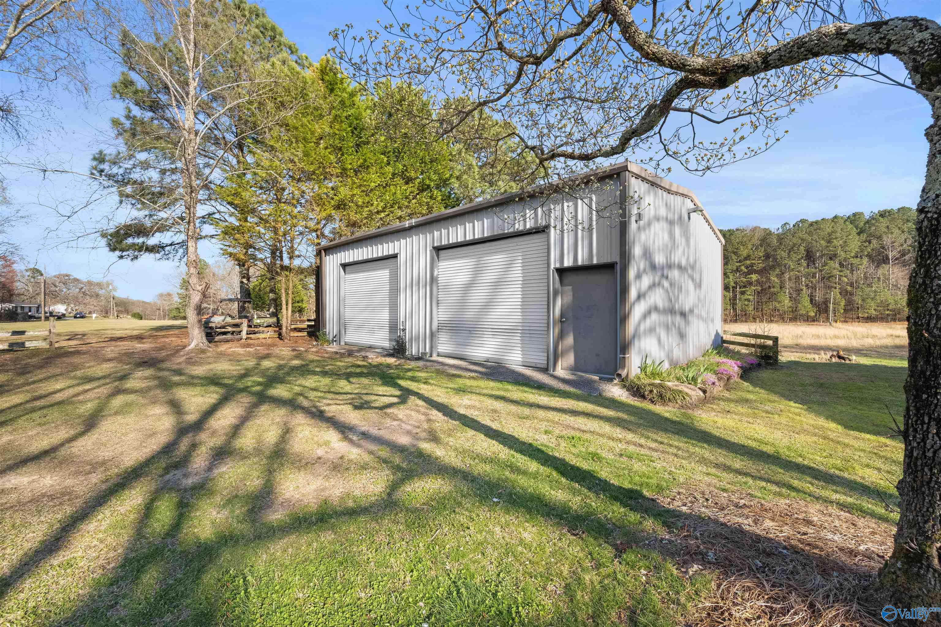 325 Rowan Cut Off Road