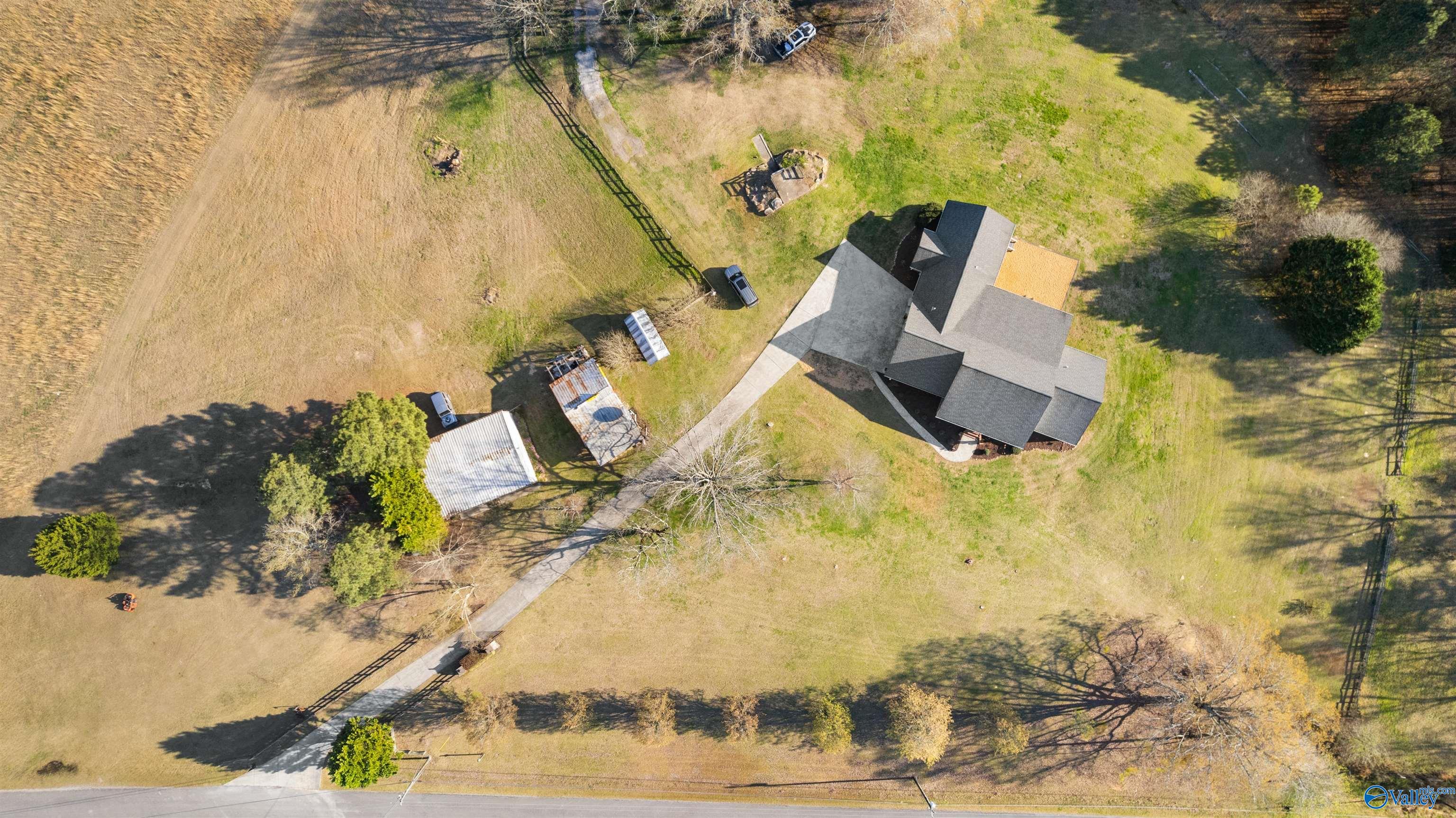 325 Rowan Cut Off Road