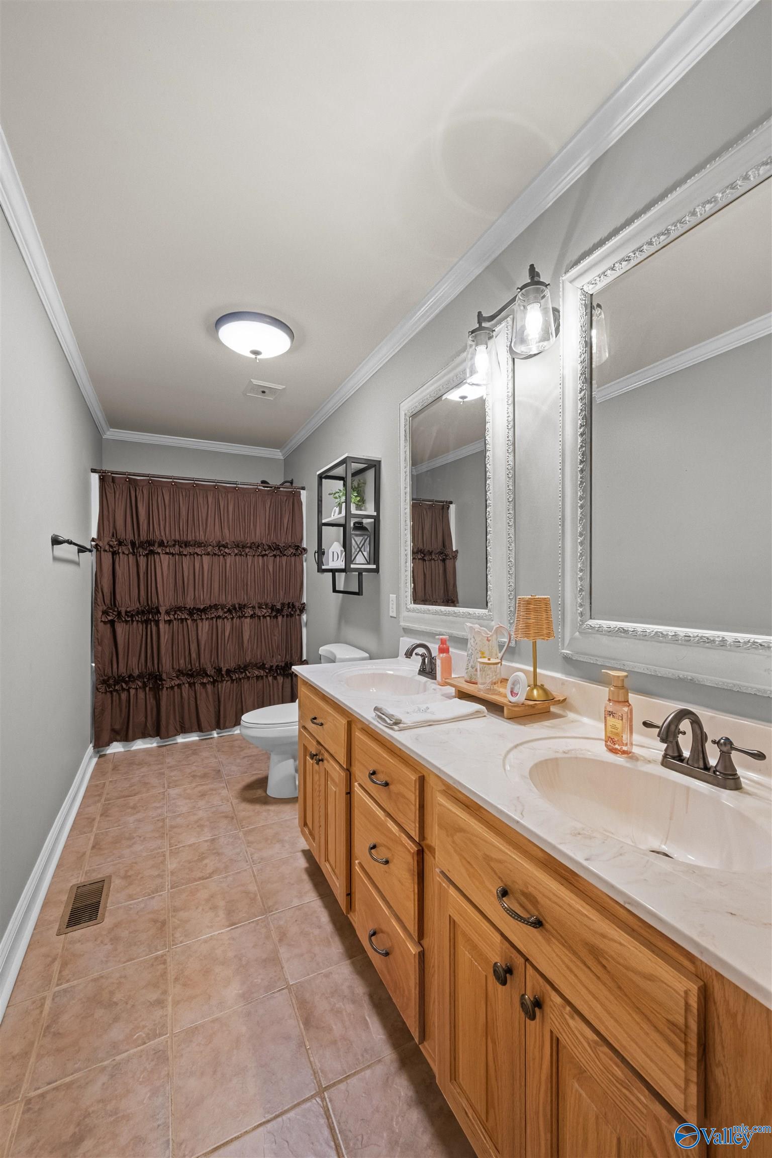 325 Rowan Cut Off Road