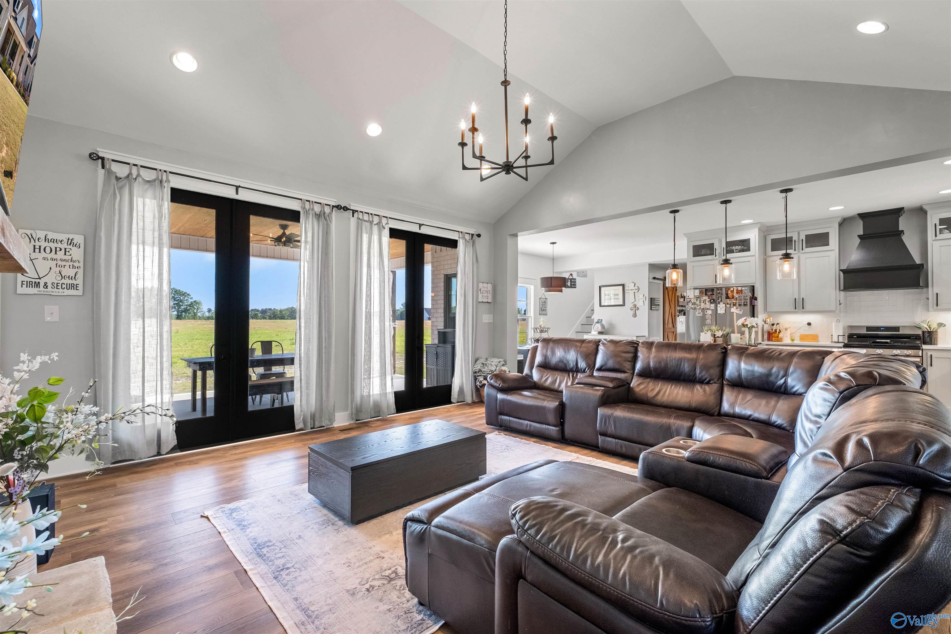 135 Caldwell Trail