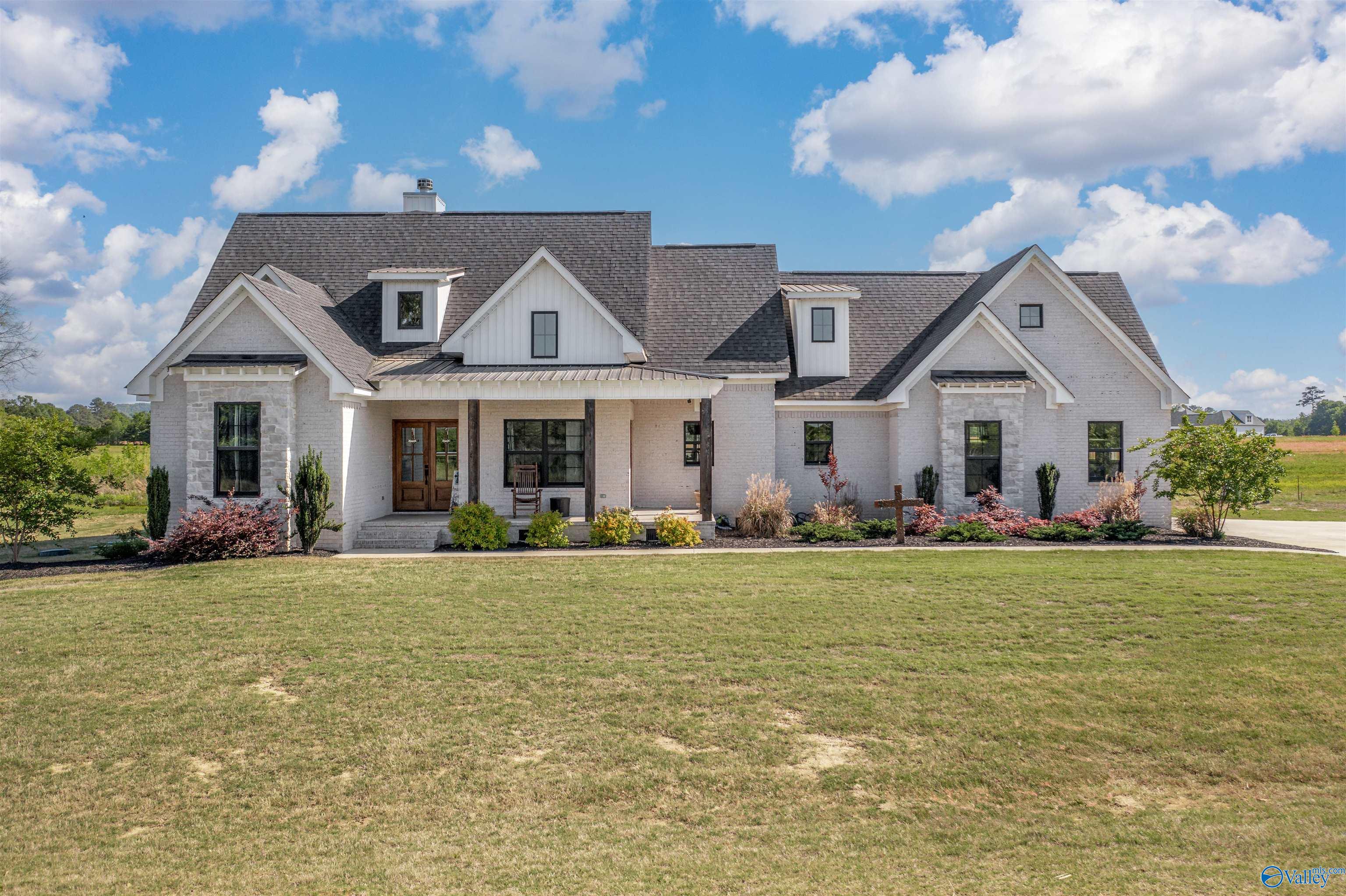 135 Caldwell Trail