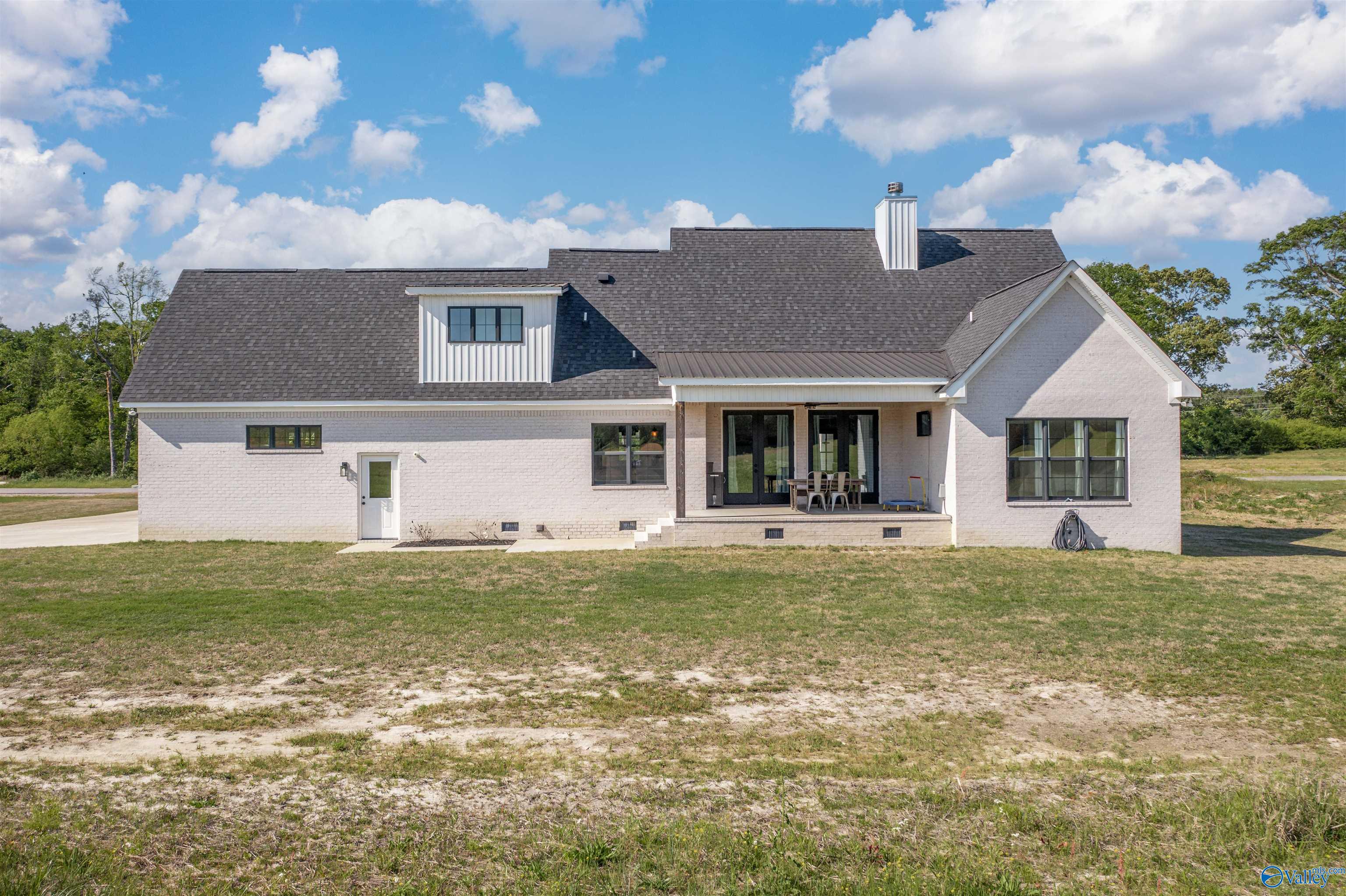 135 Caldwell Trail