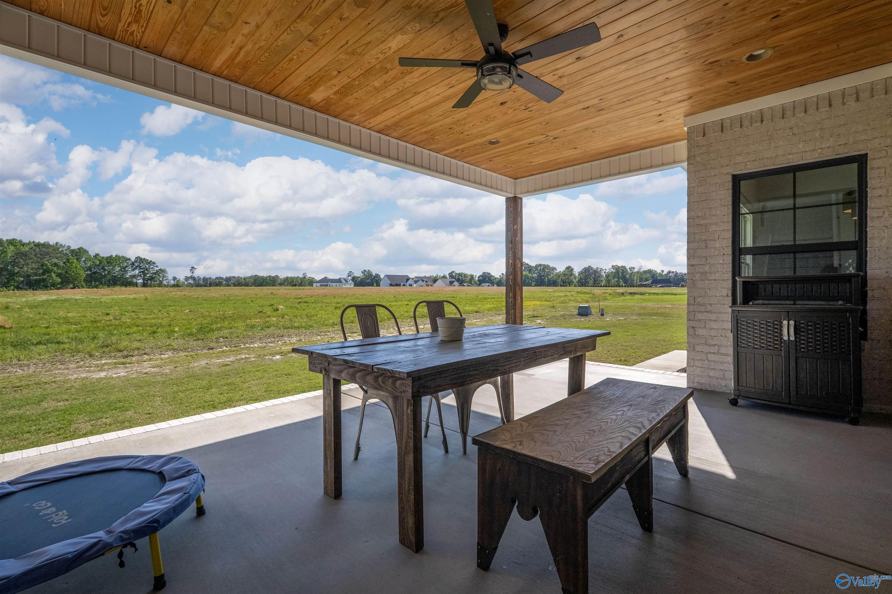 135 Caldwell Trail