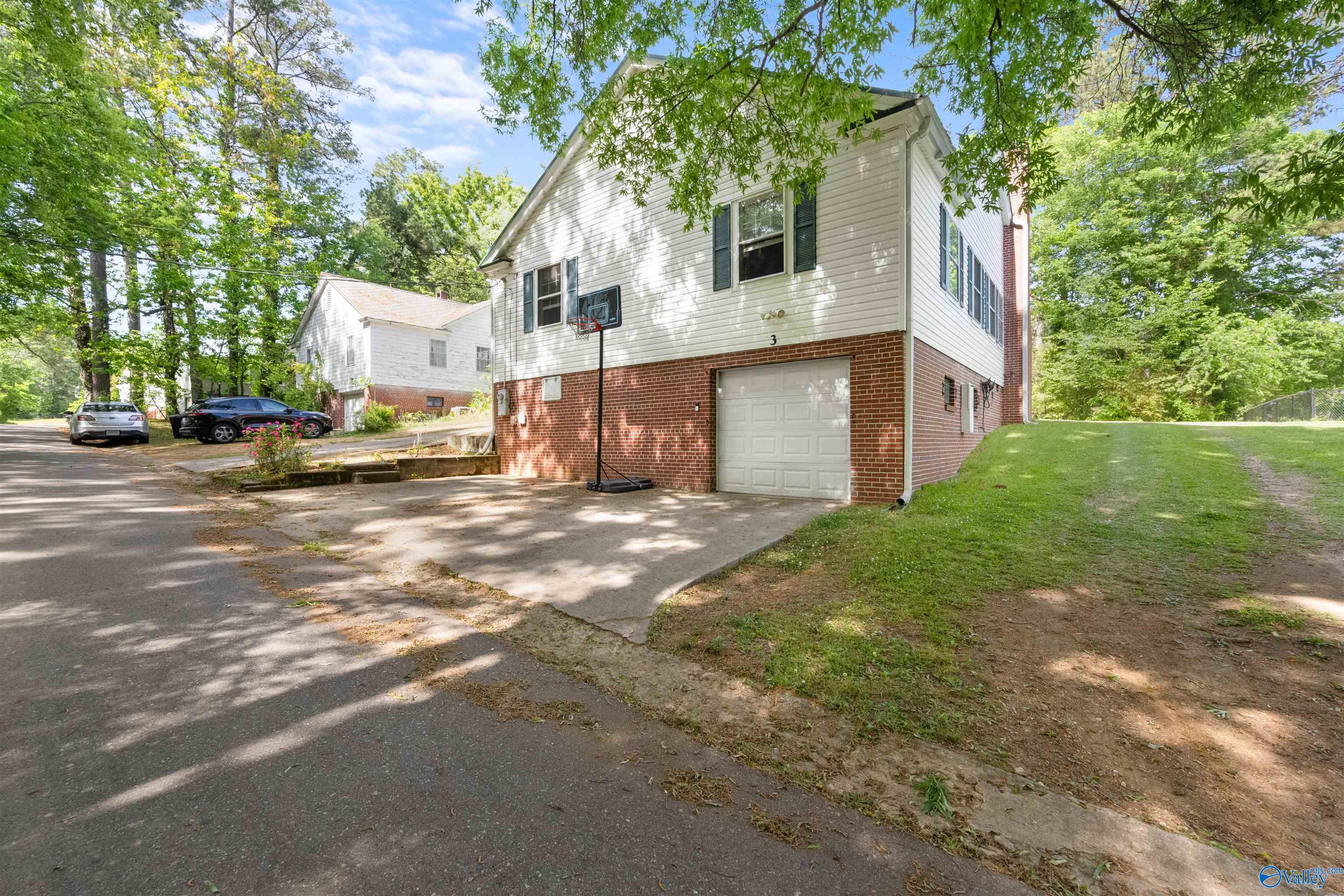 3 Edgemont Drive