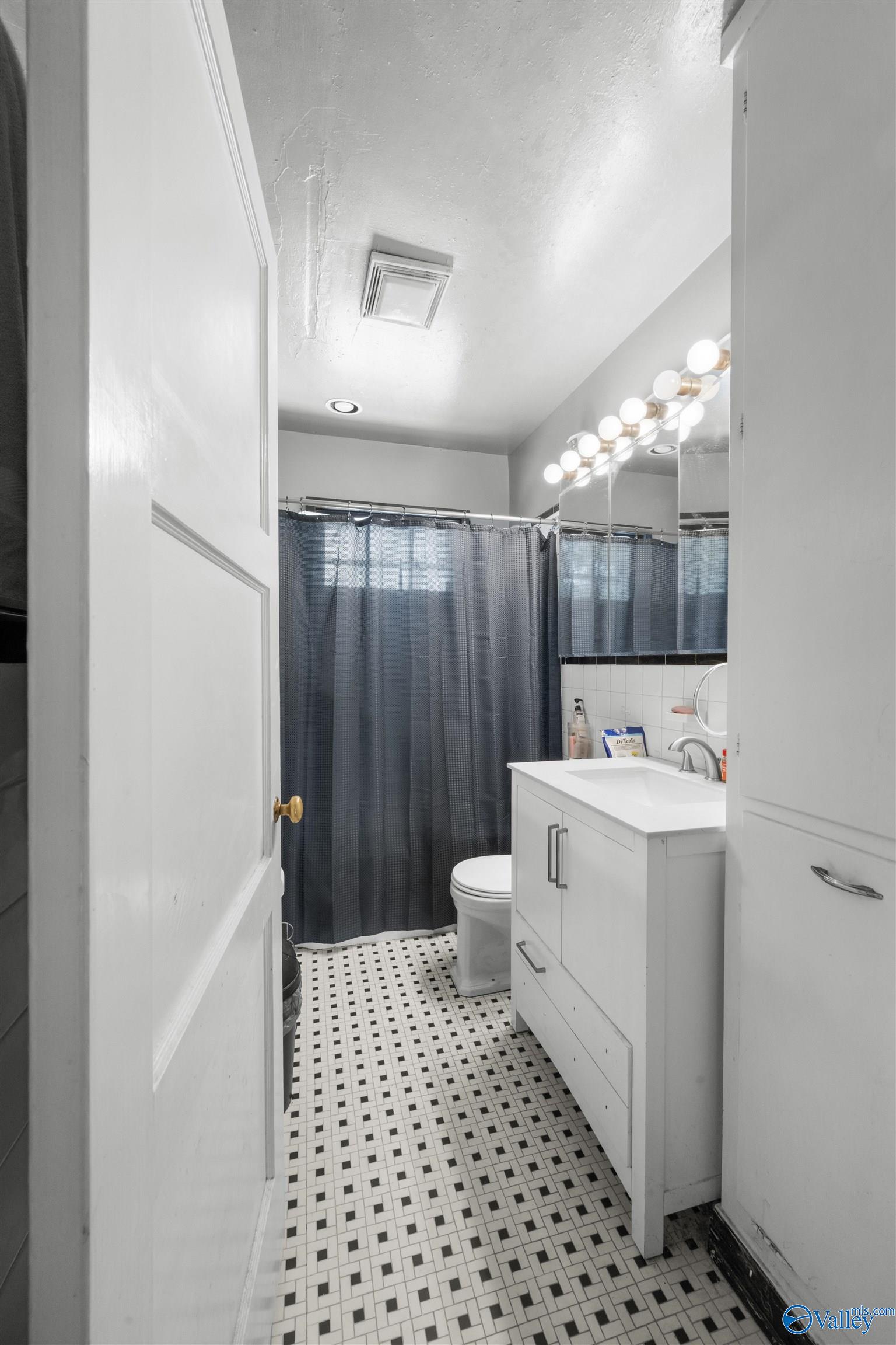 3 Edgemont Drive