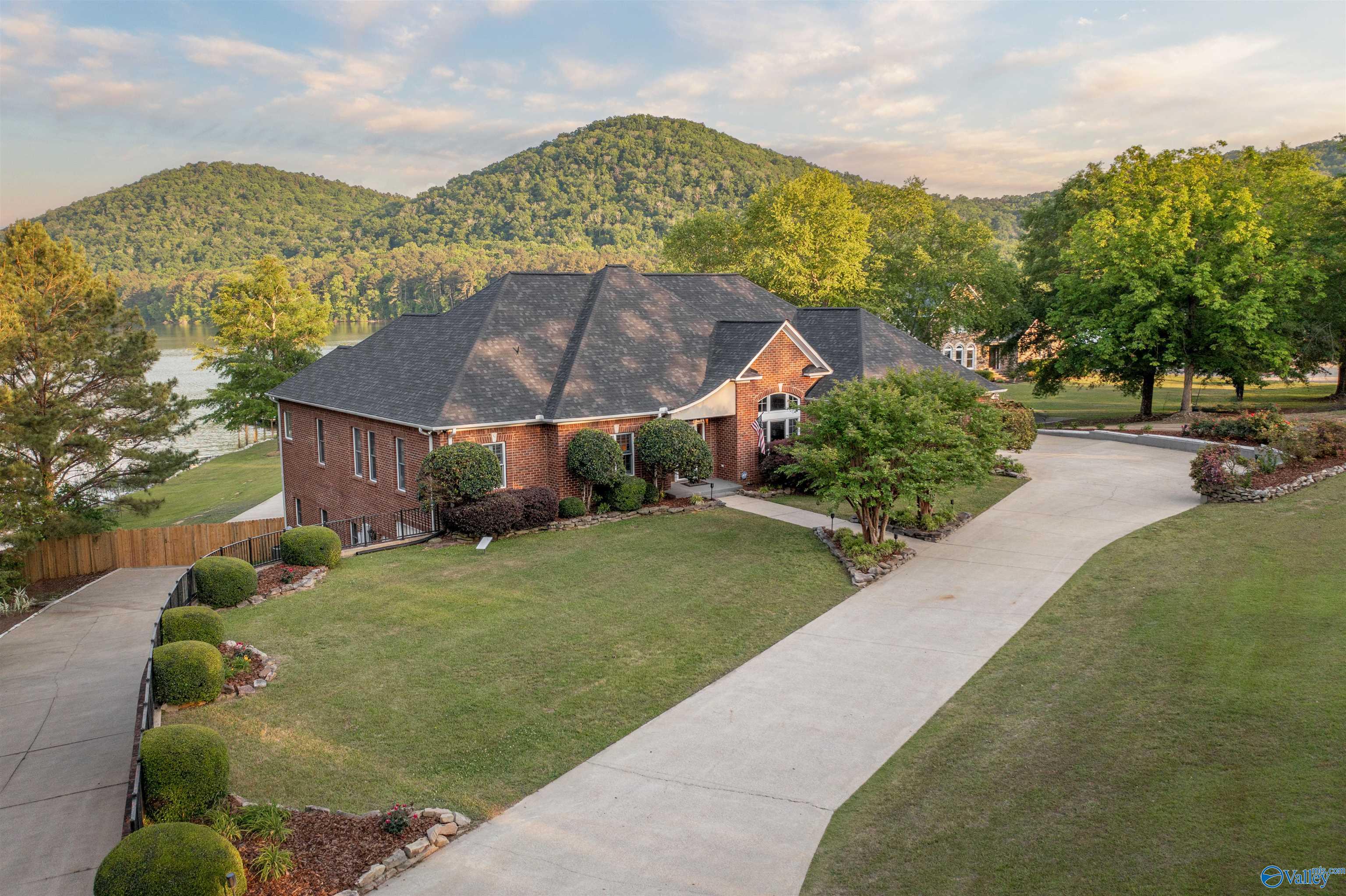 11154 Greensport Road