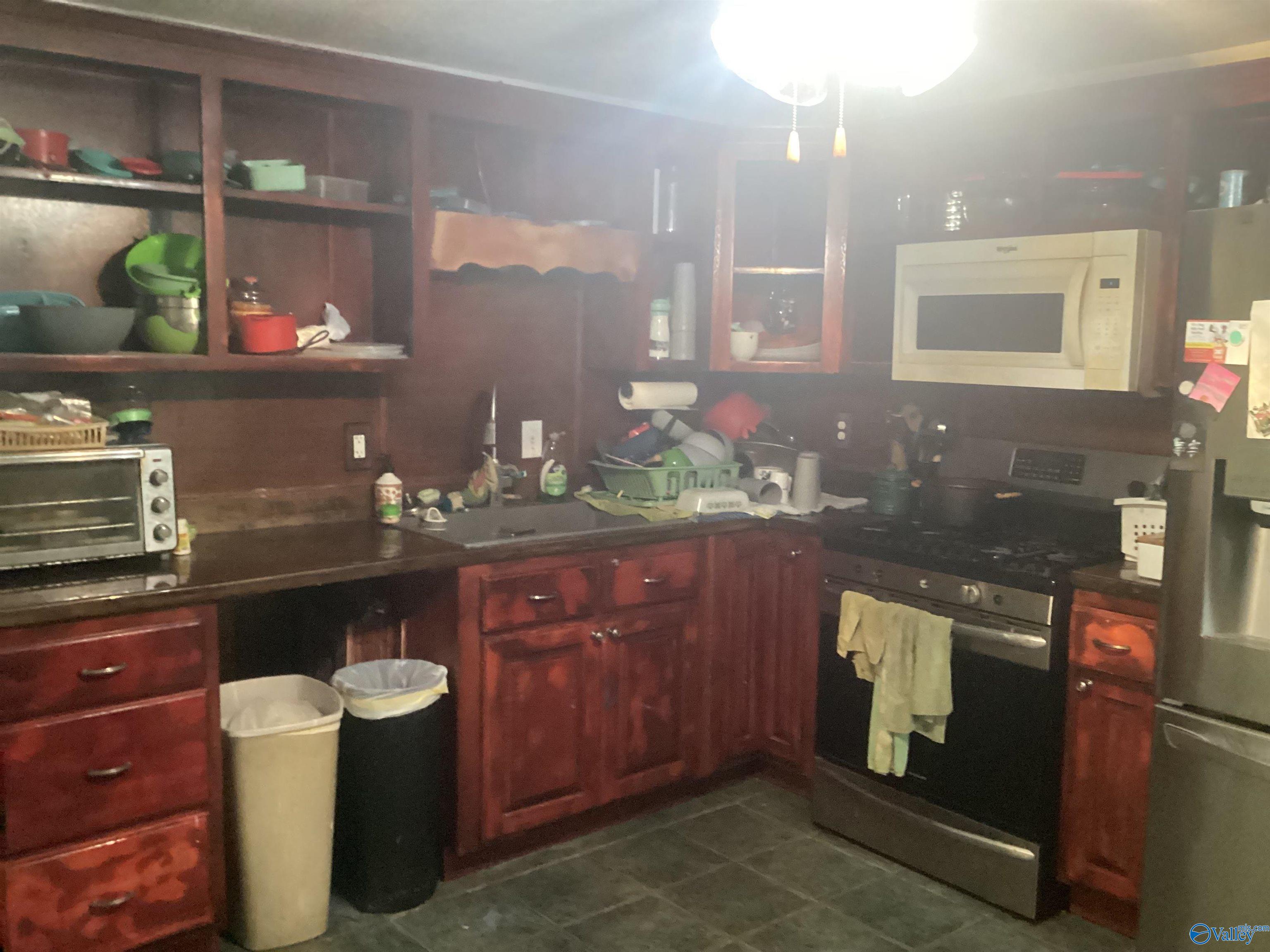 1402 Green Valley Road
