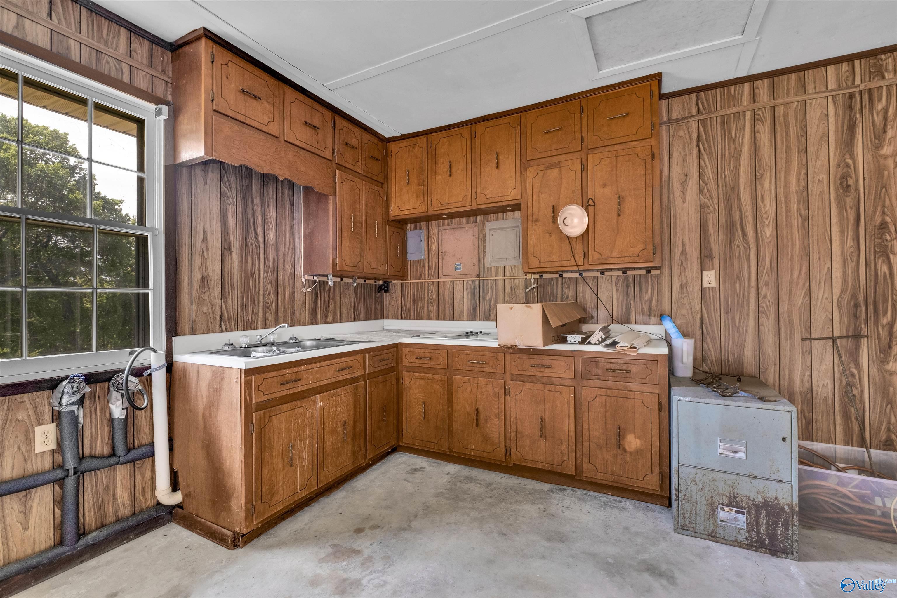 1131 Bellevue Drive
