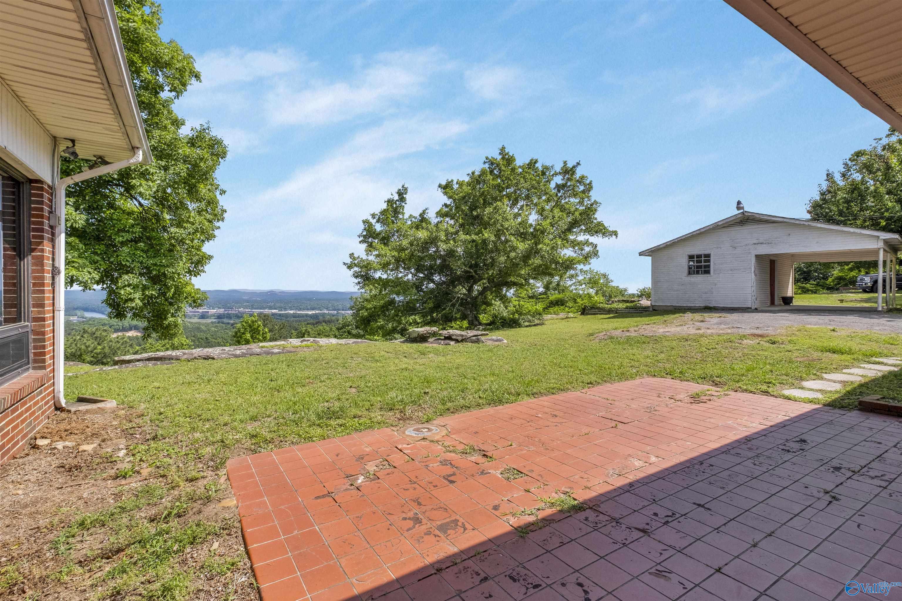 1131 Bellevue Drive