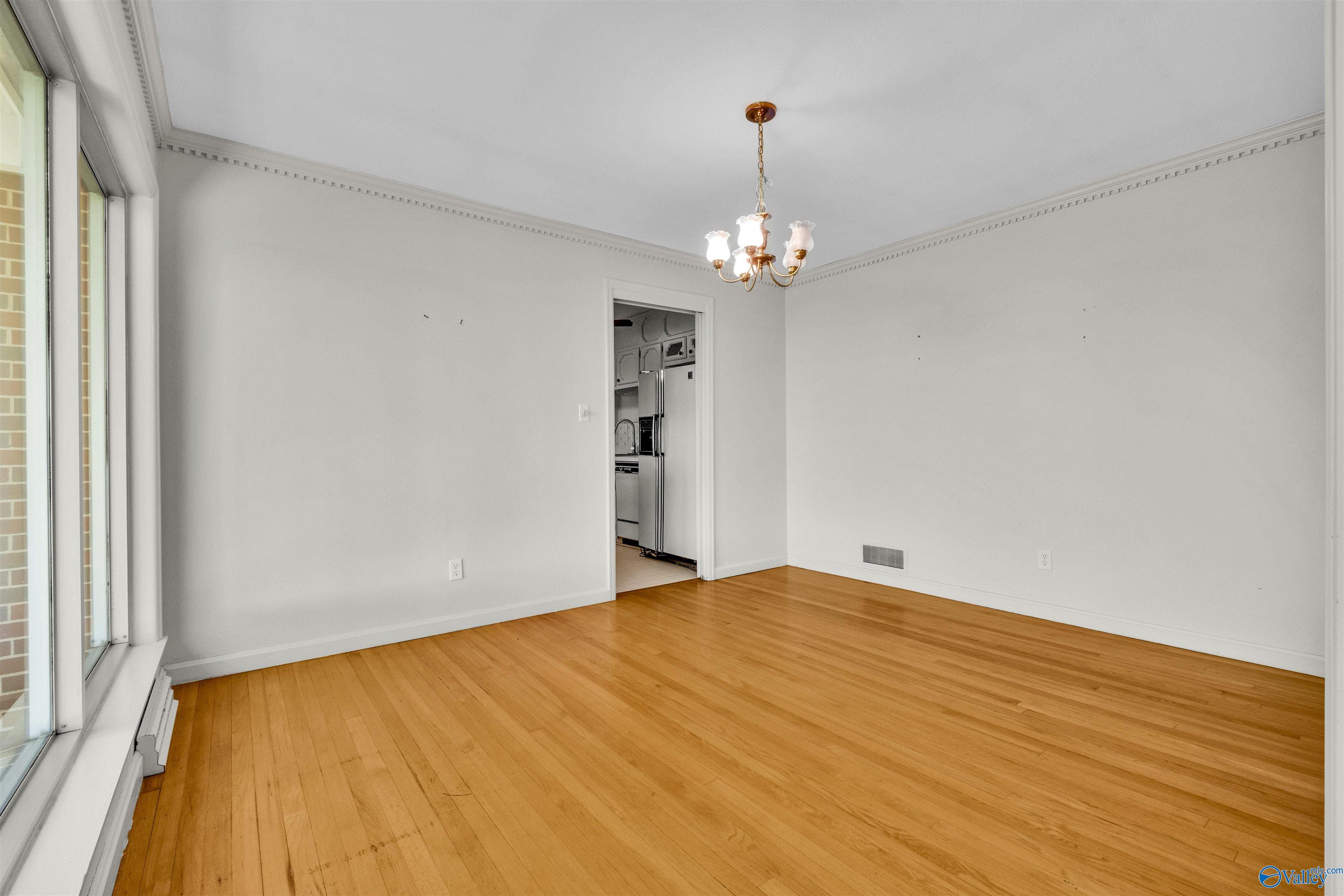 1131 Bellevue Drive