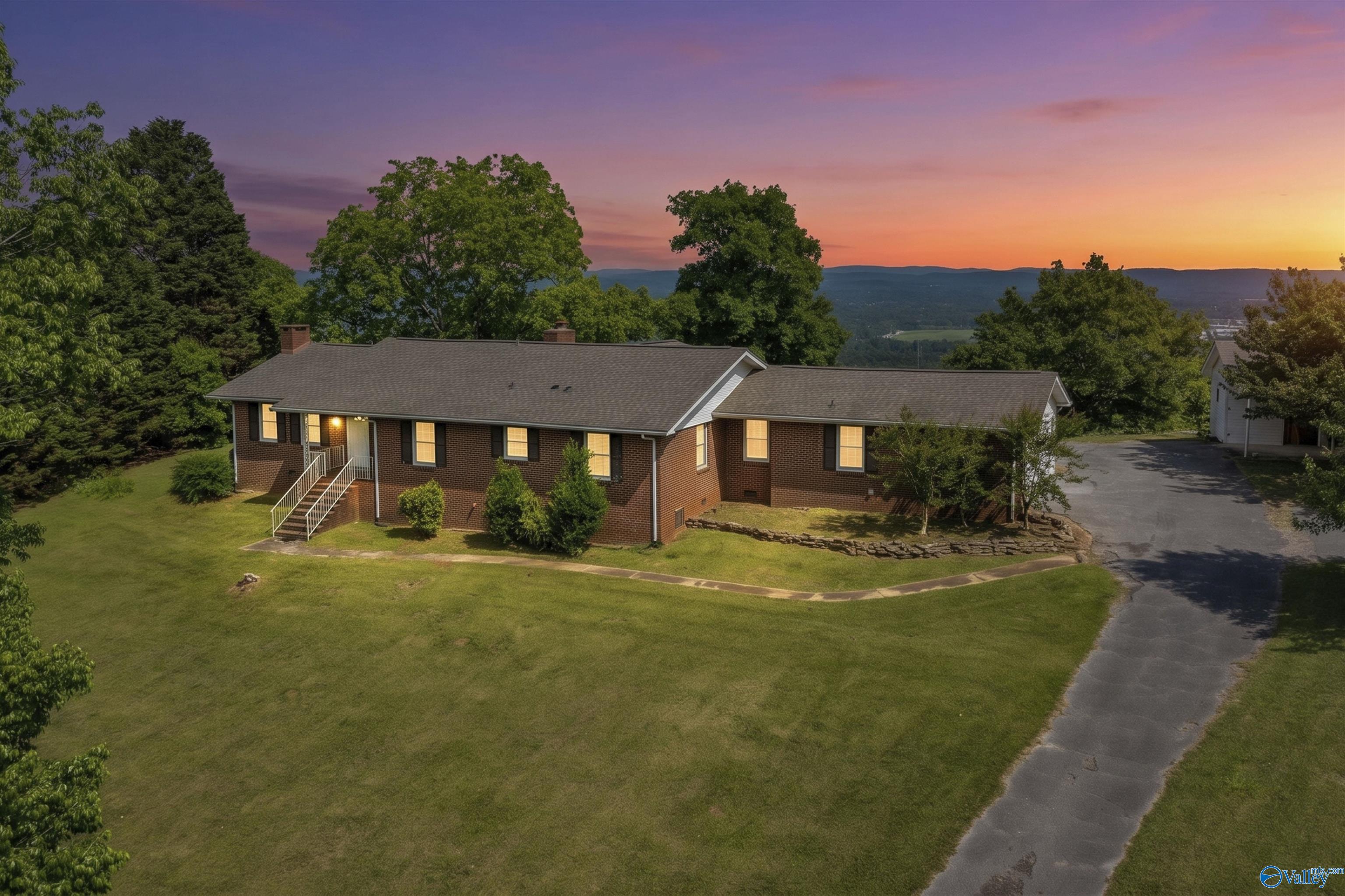 1131 Bellevue Drive