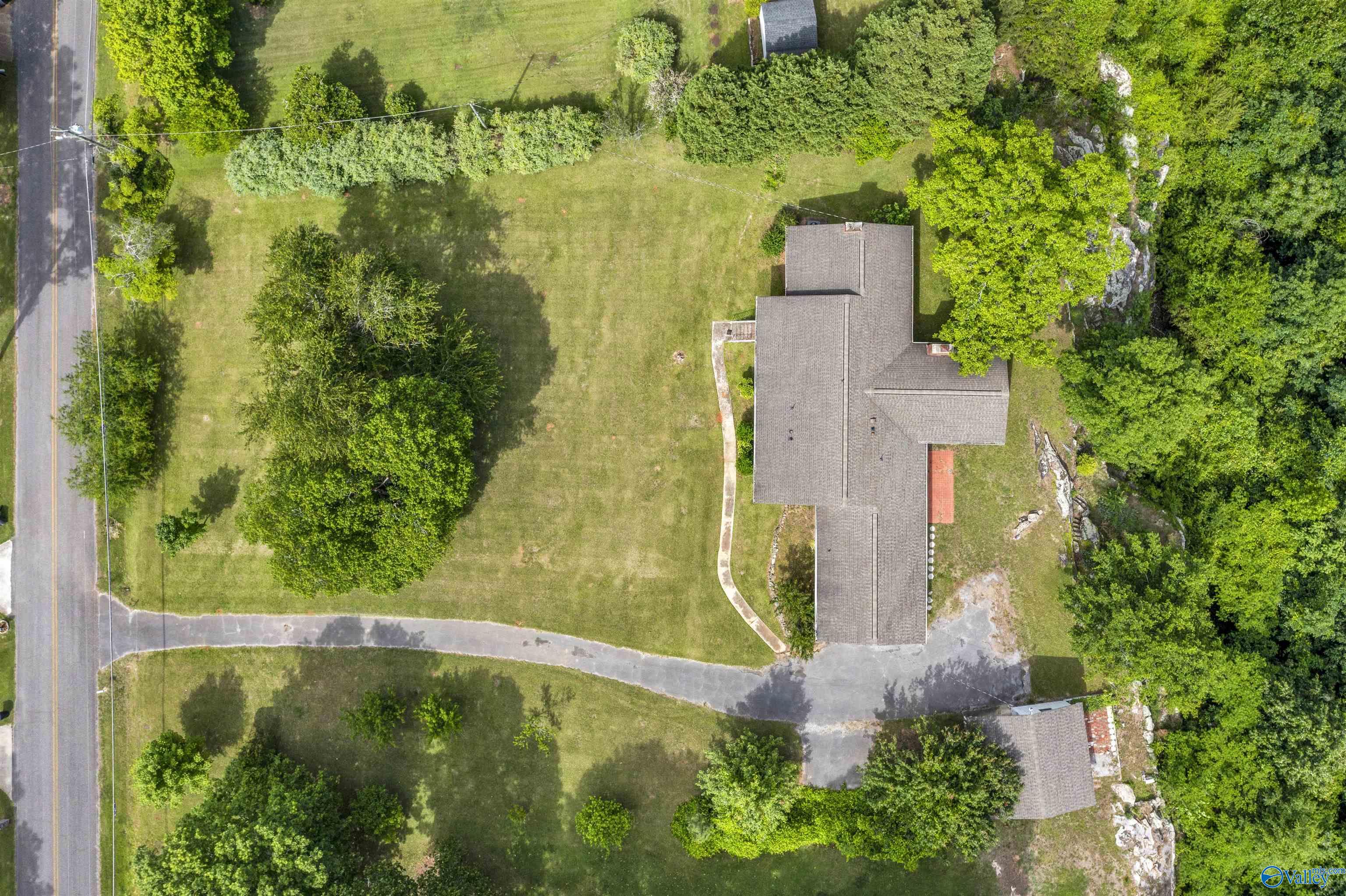 1131 Bellevue Drive