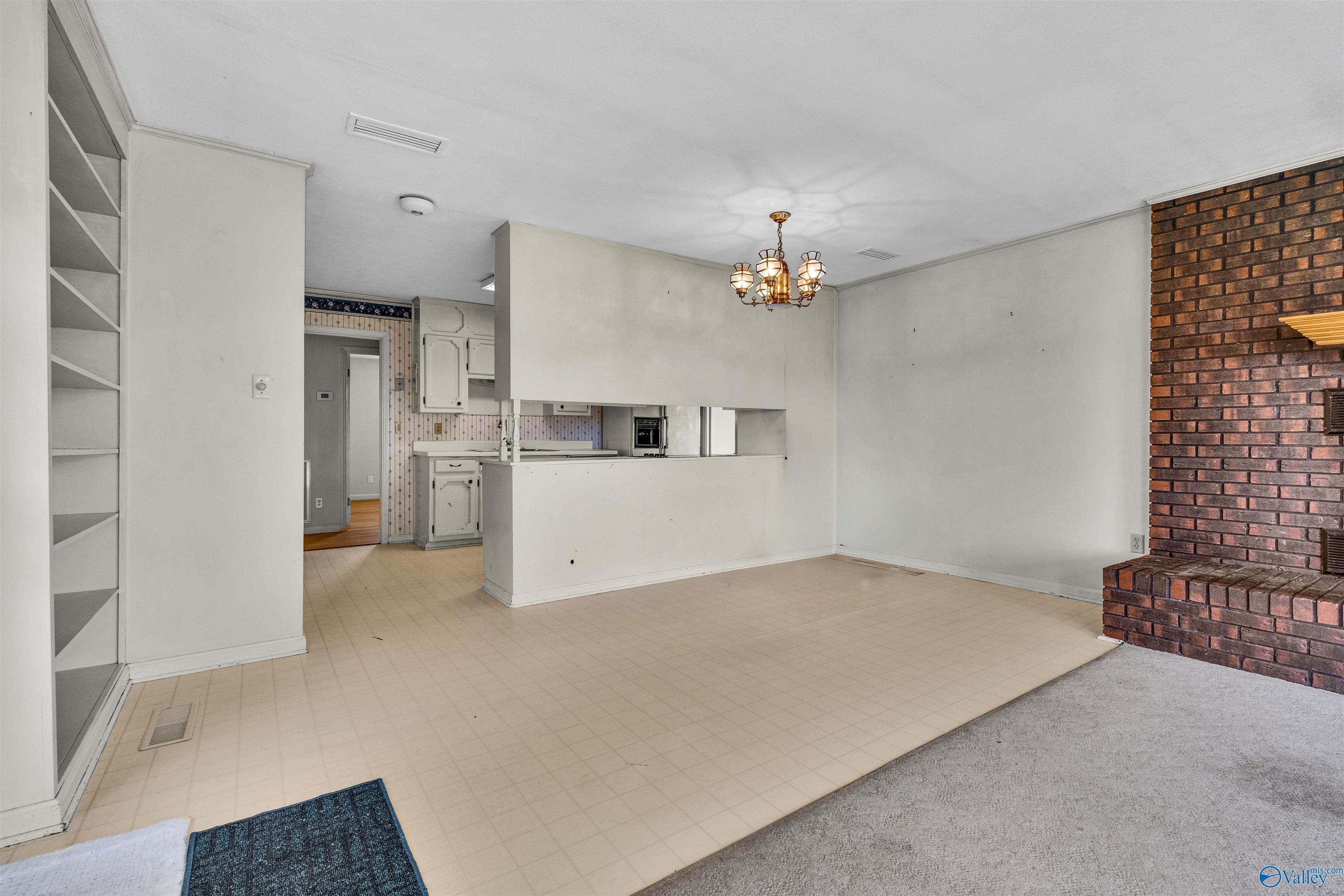 1131 Bellevue Drive