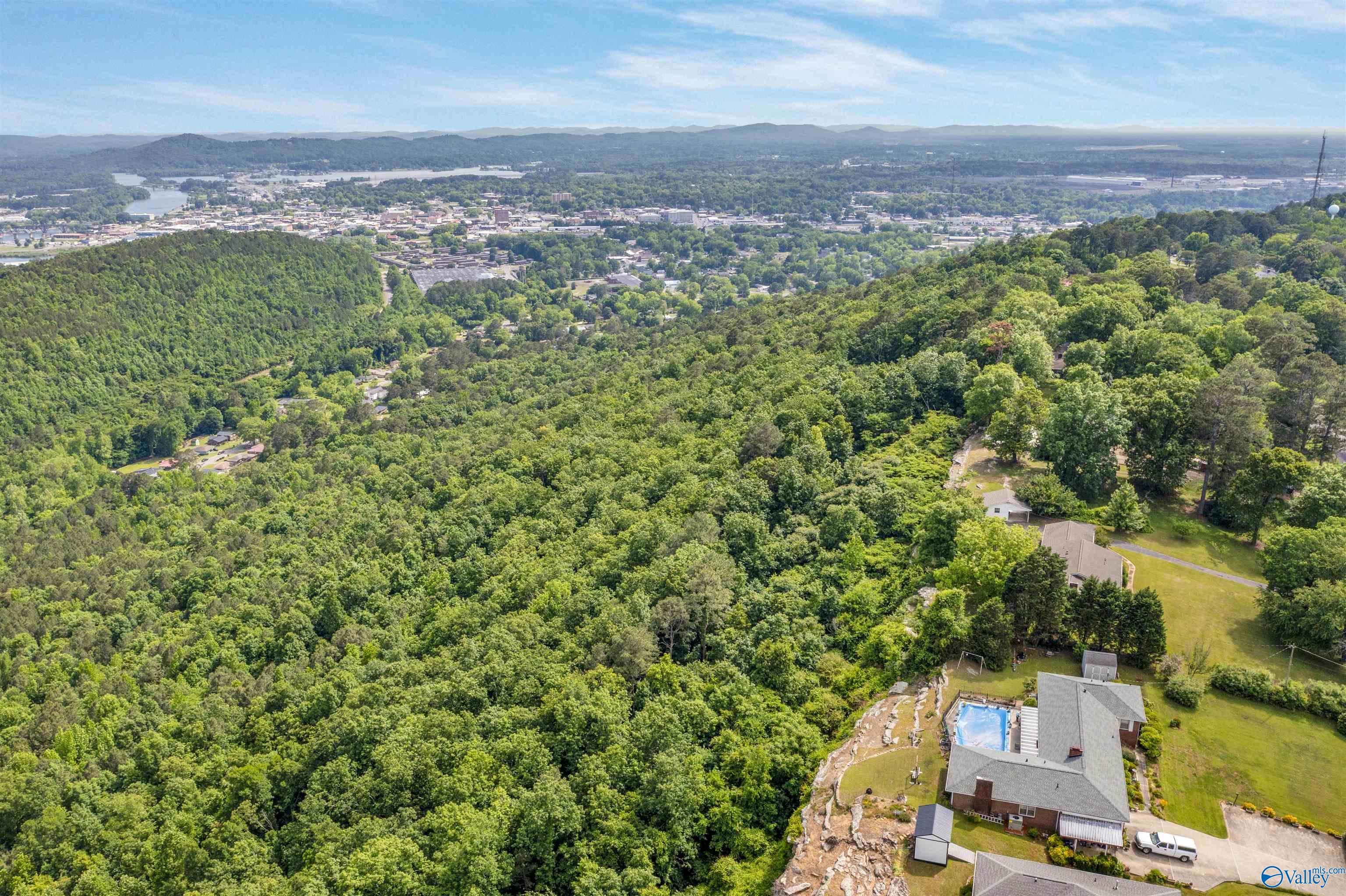 1131 Bellevue Drive