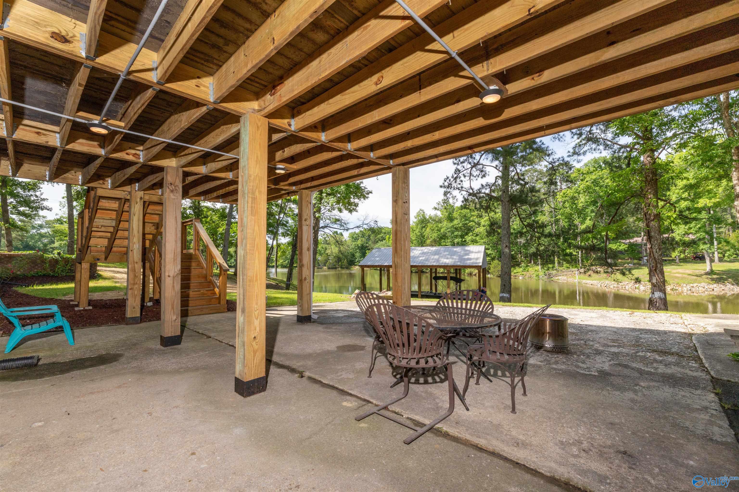 210 Aqua Vista Drive East