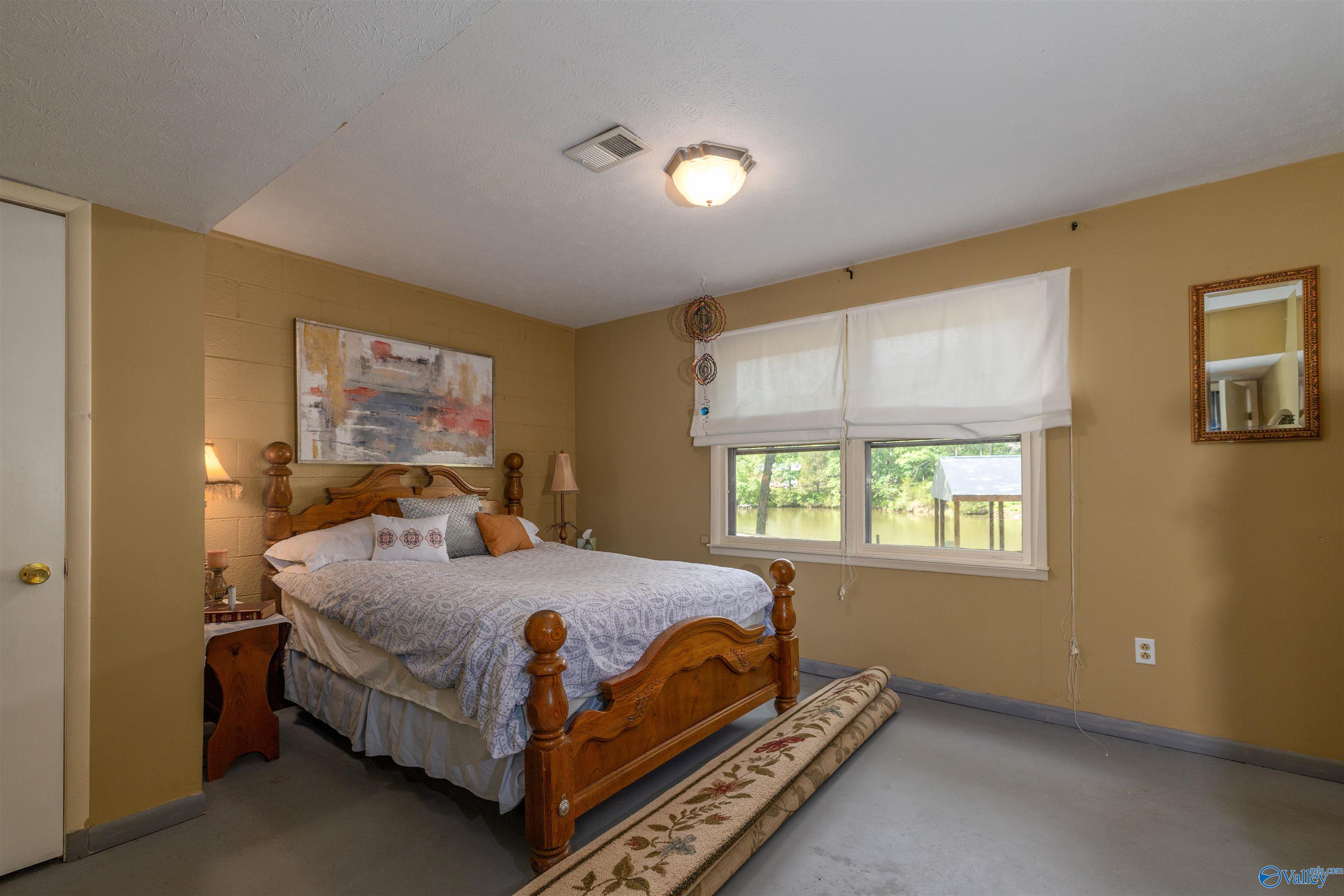 210 Aqua Vista Drive East