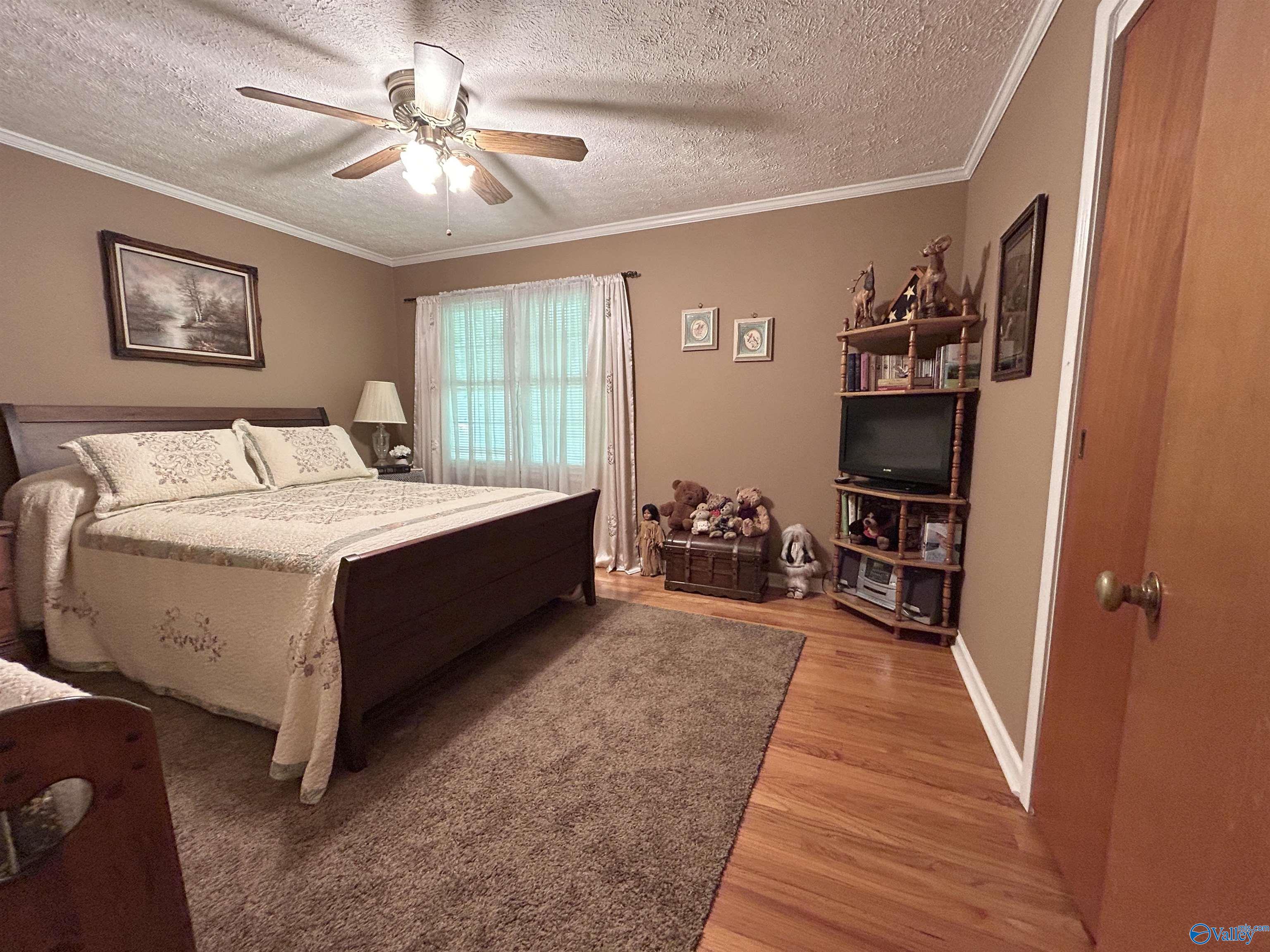 405 Mountain Drive