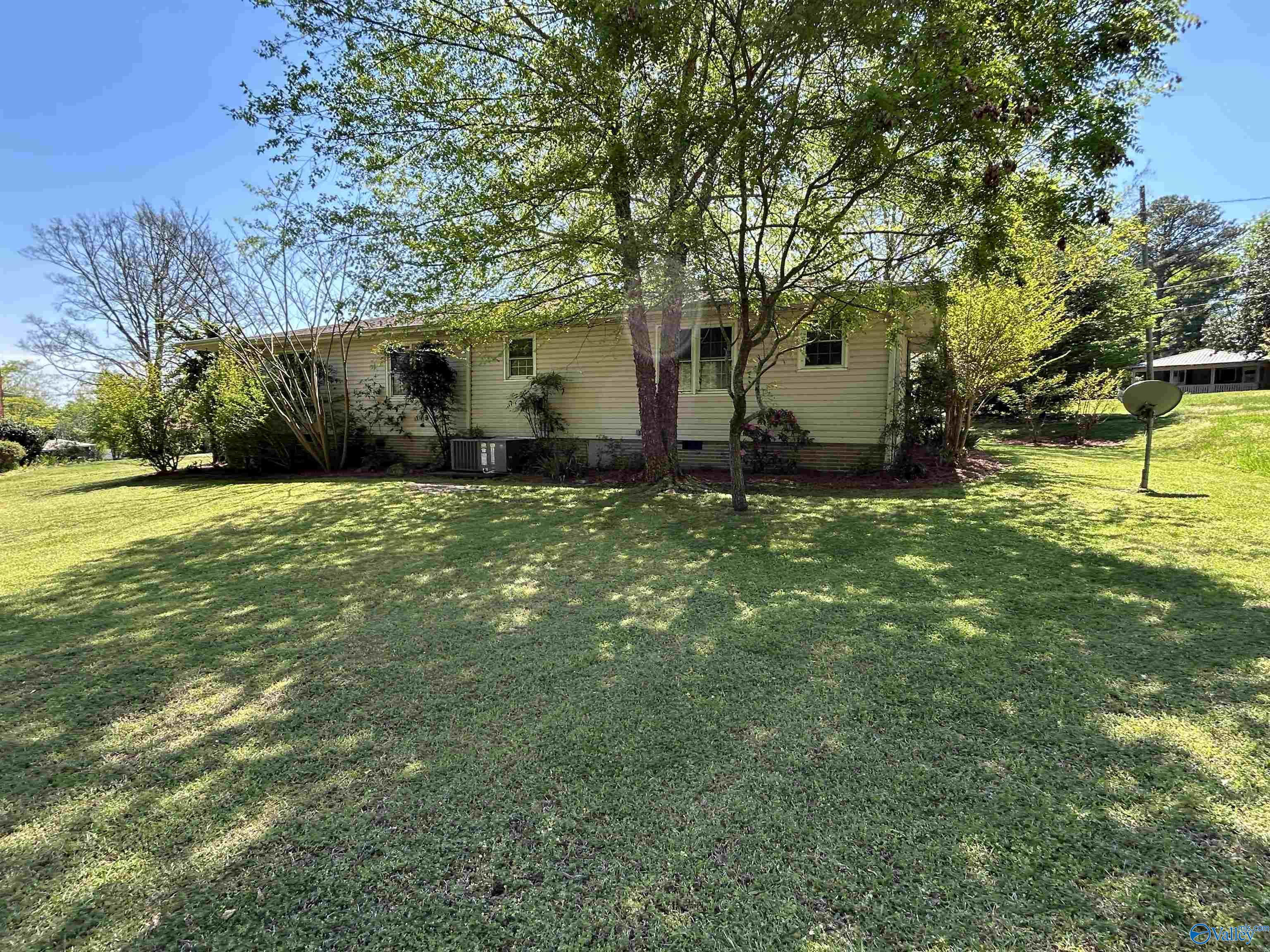 405 Mountain Drive