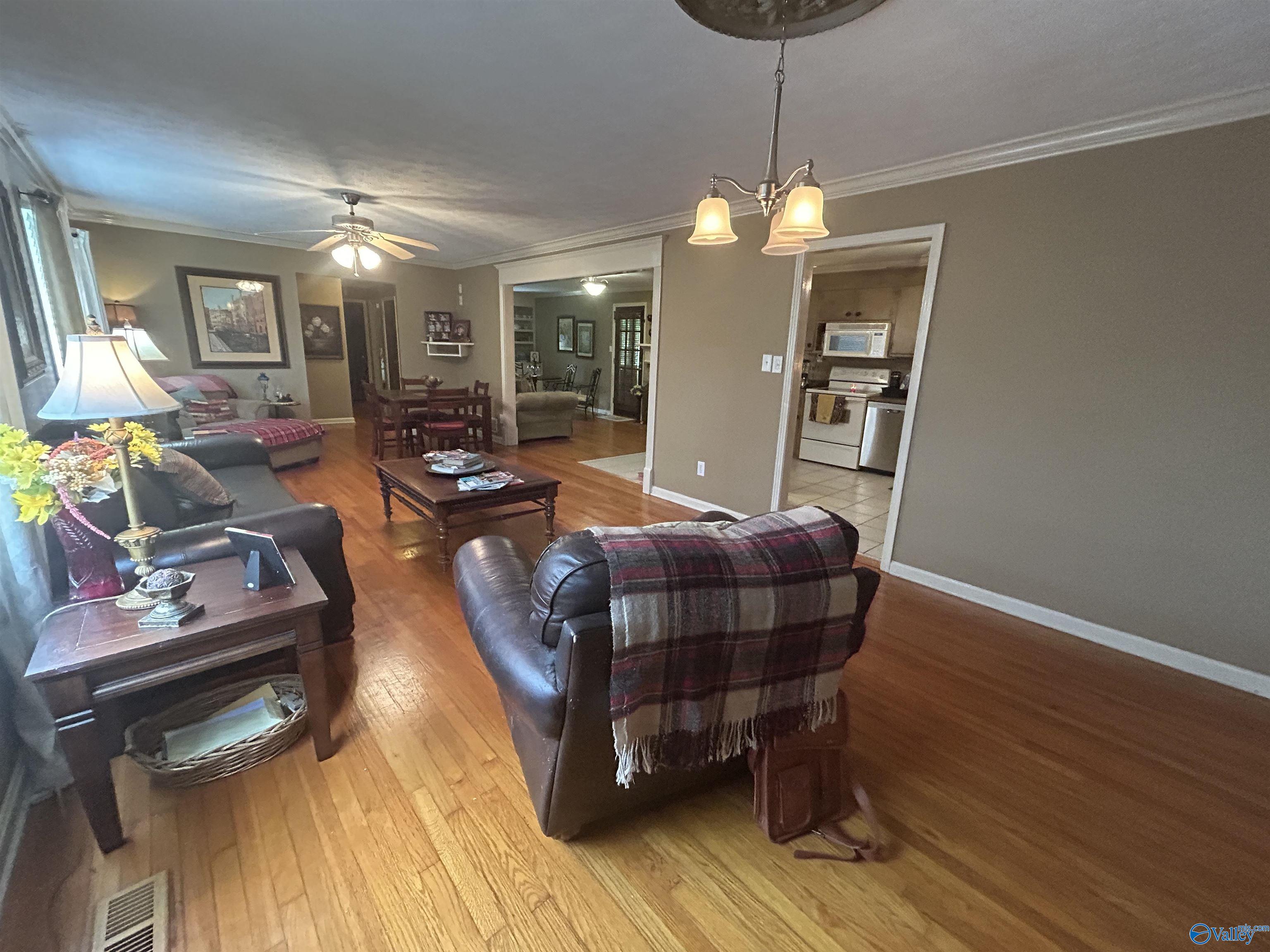 516 Country Club Drive