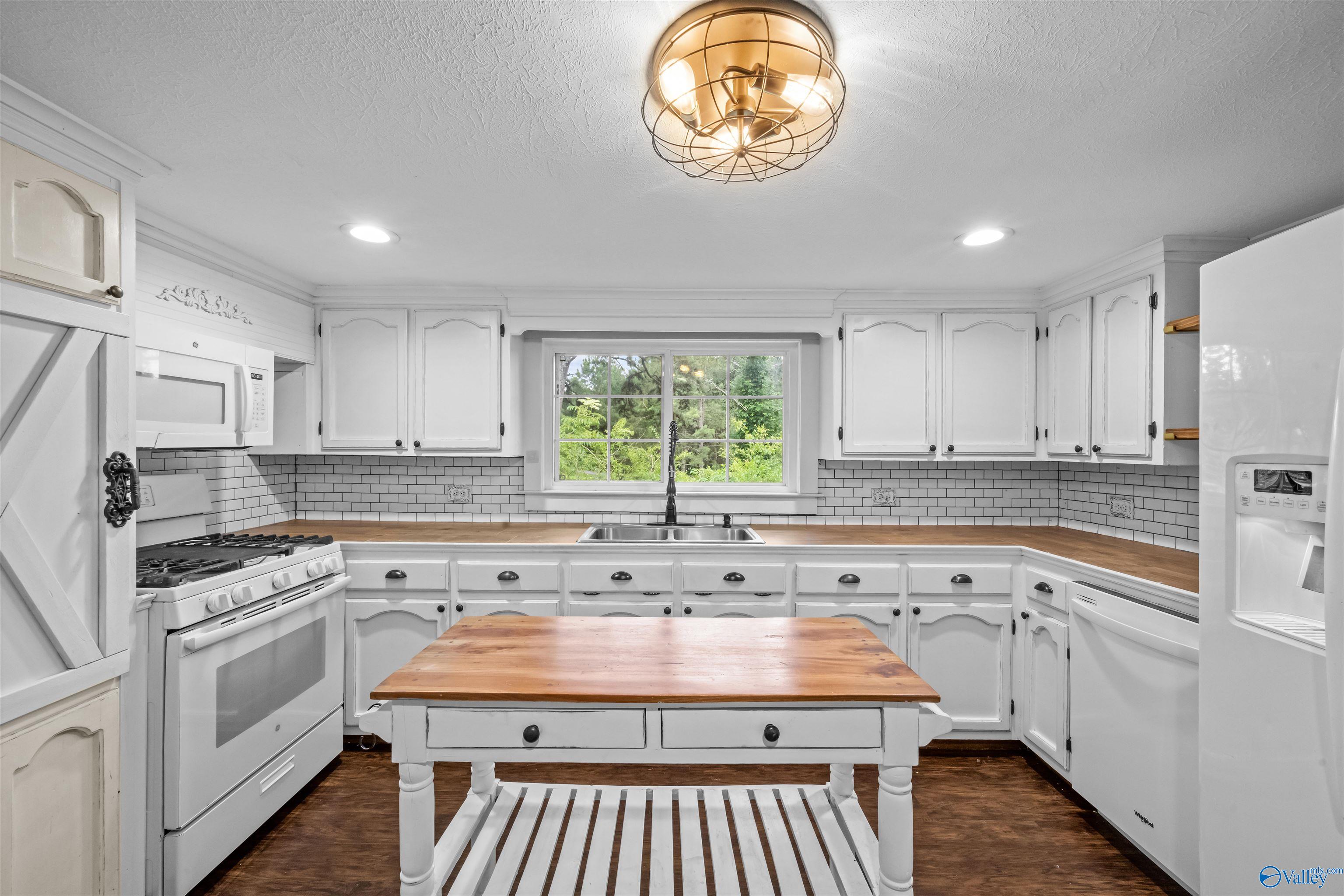 811 Leeth Gap Road