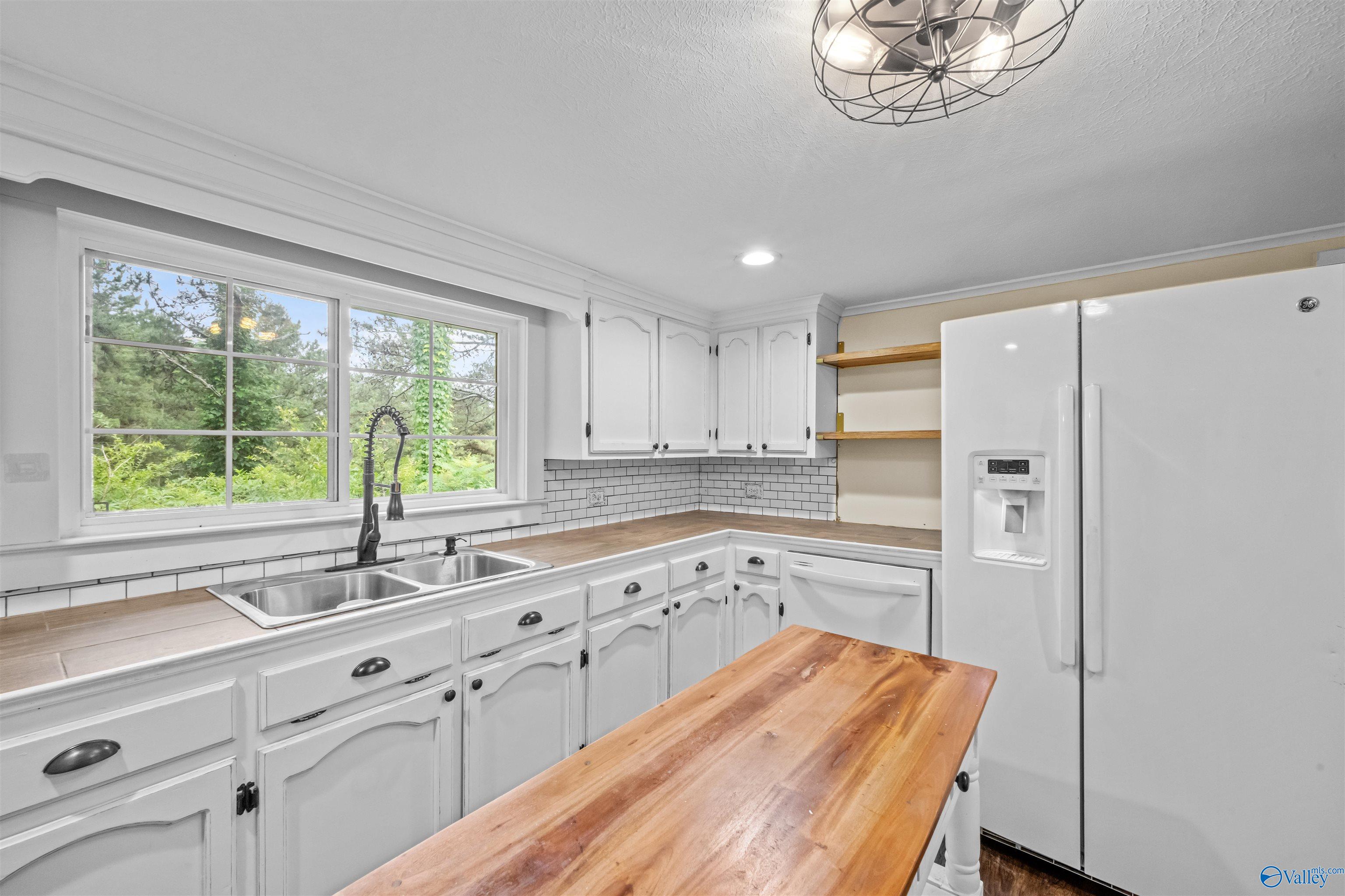 811 Leeth Gap Road