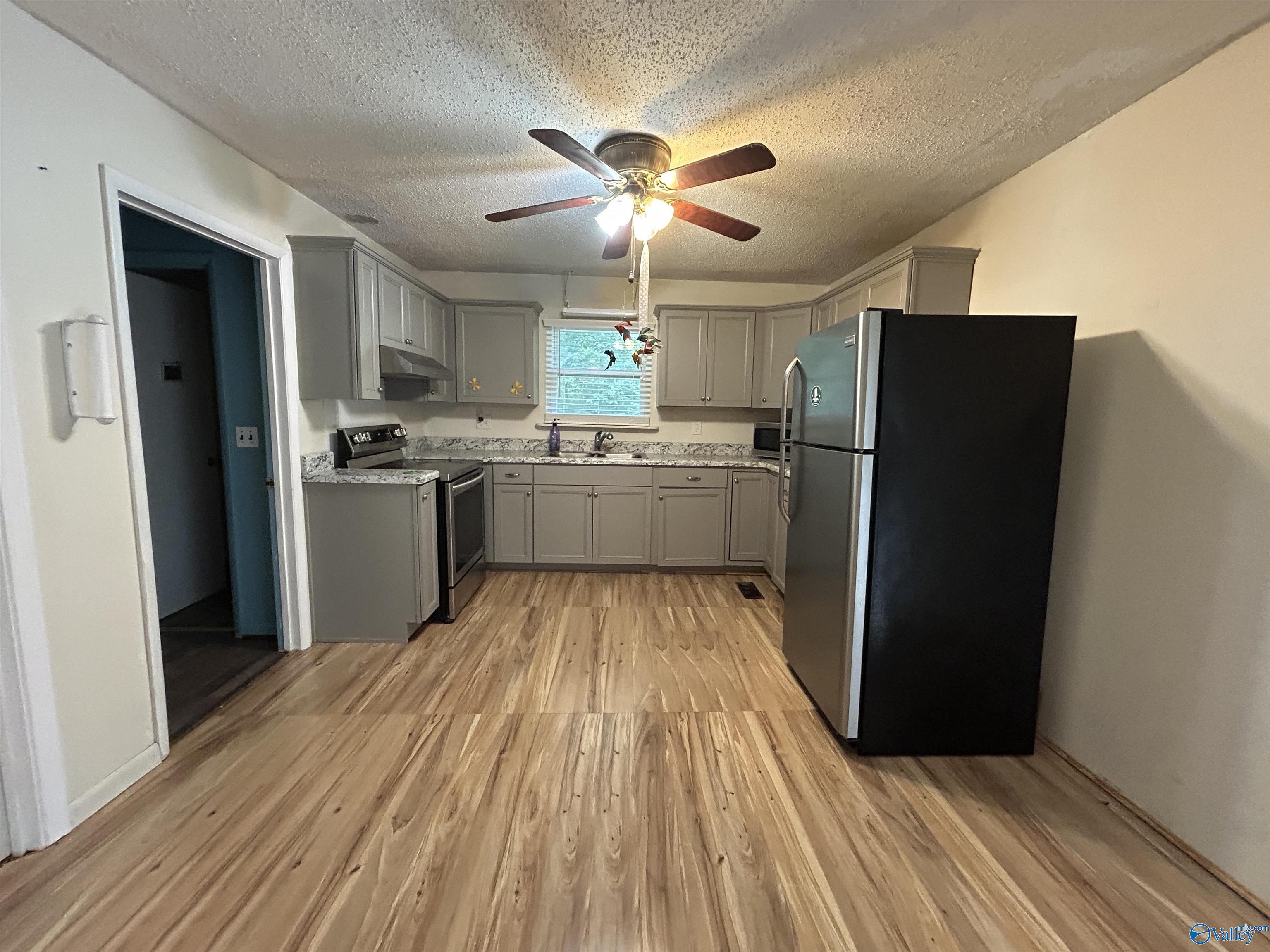 1402 Ross Lake Road