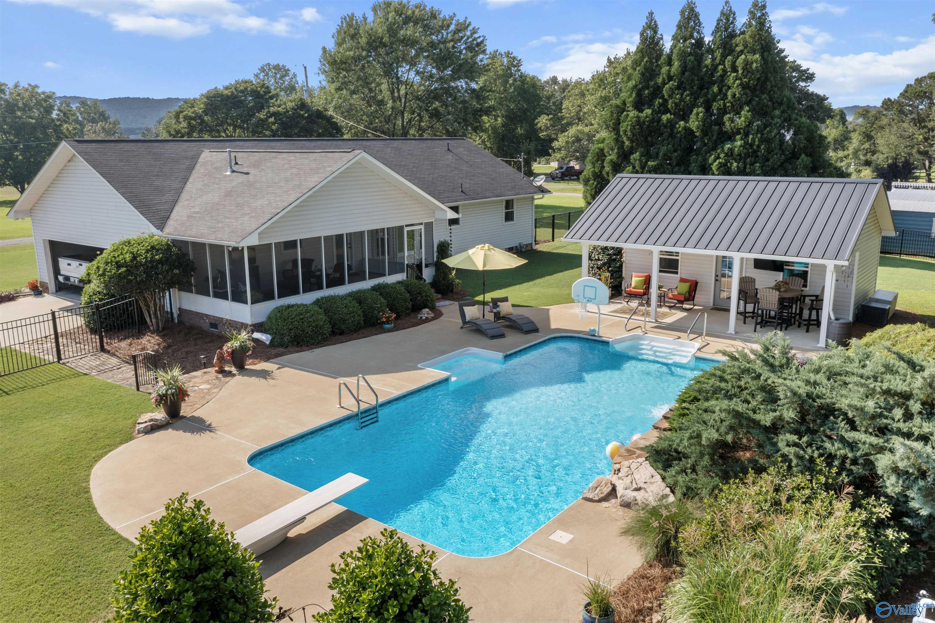 4101 Rosehaven Circle E
