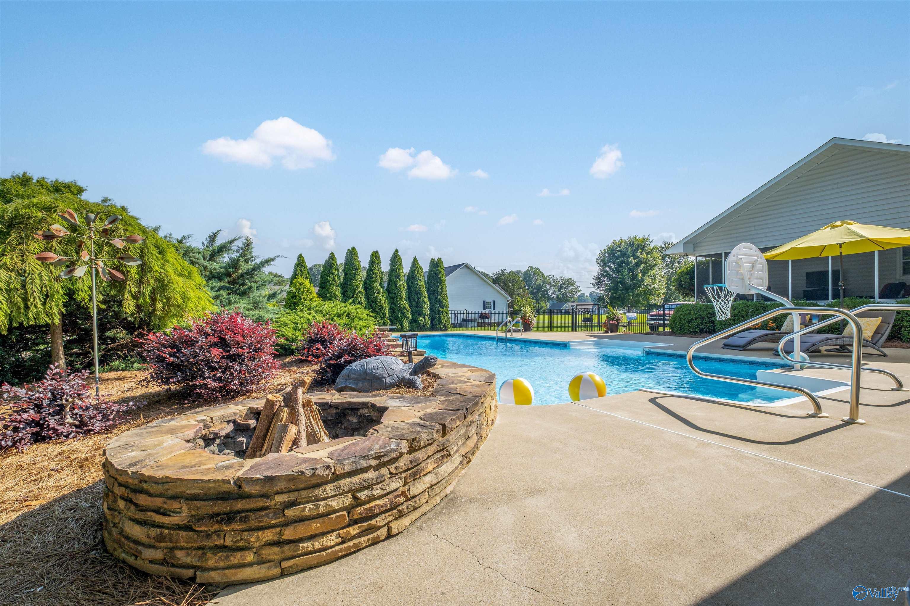 4101 Rosehaven Circle E