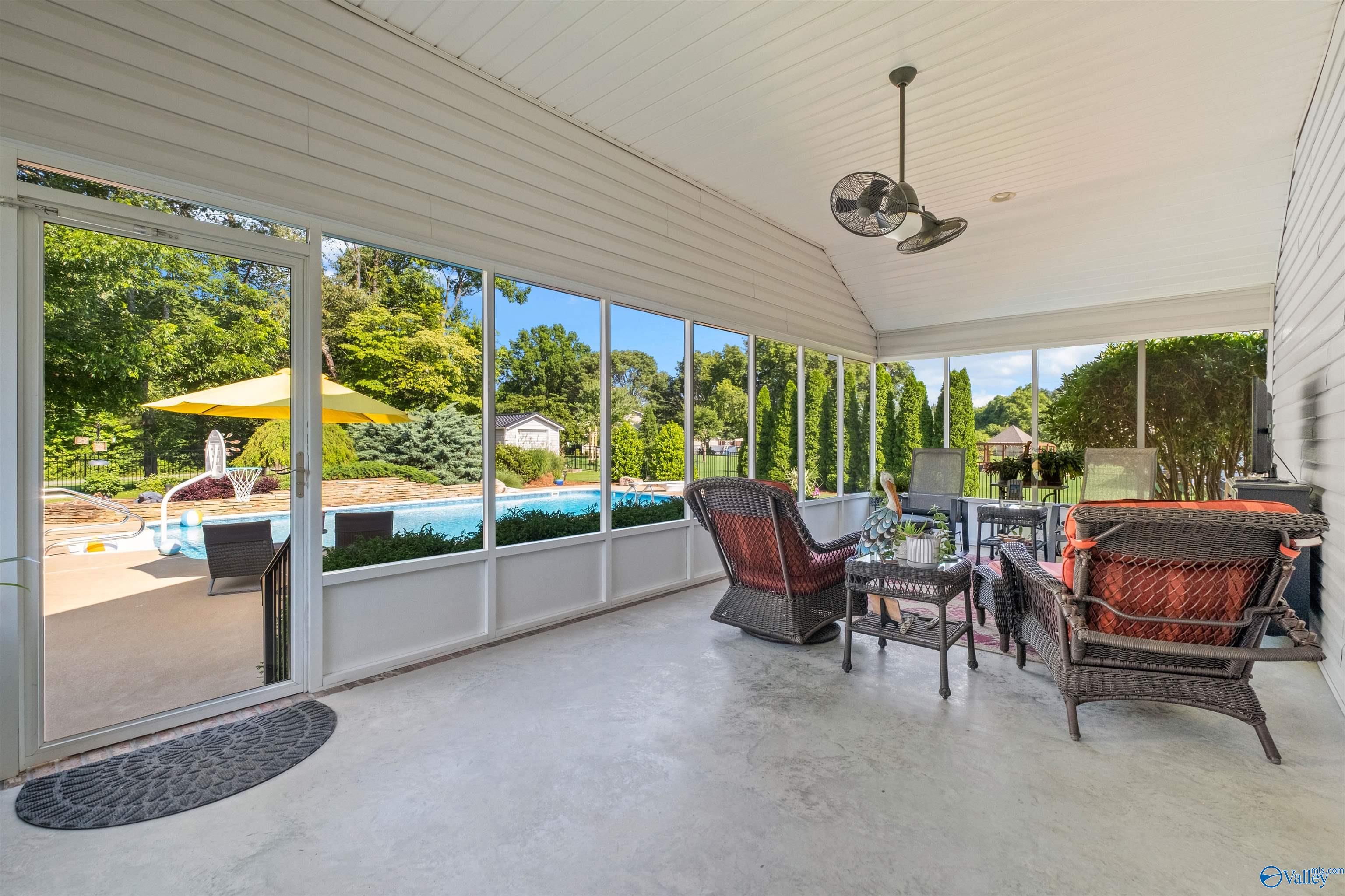 4101 Rosehaven Circle E