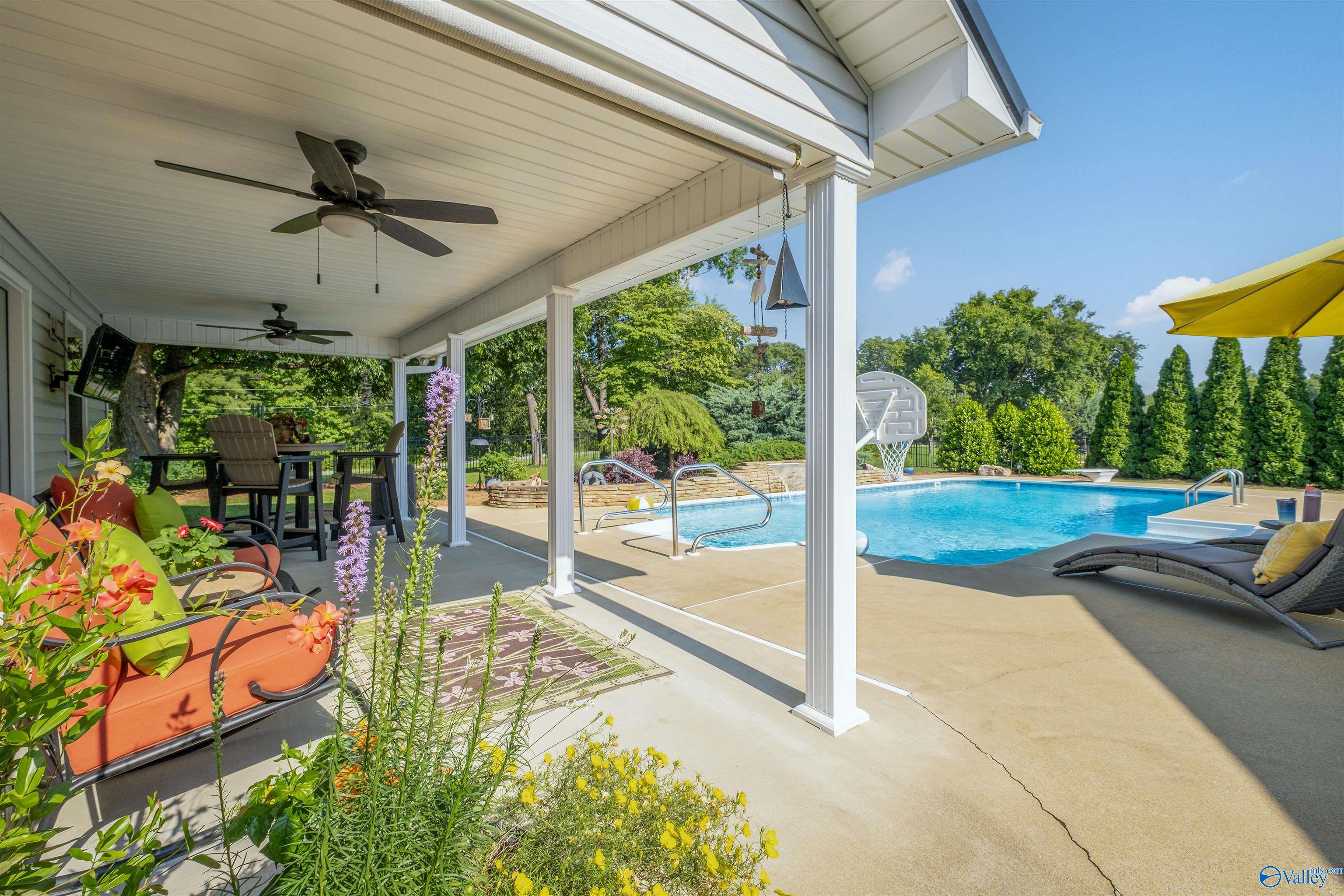 4101 Rosehaven Circle E