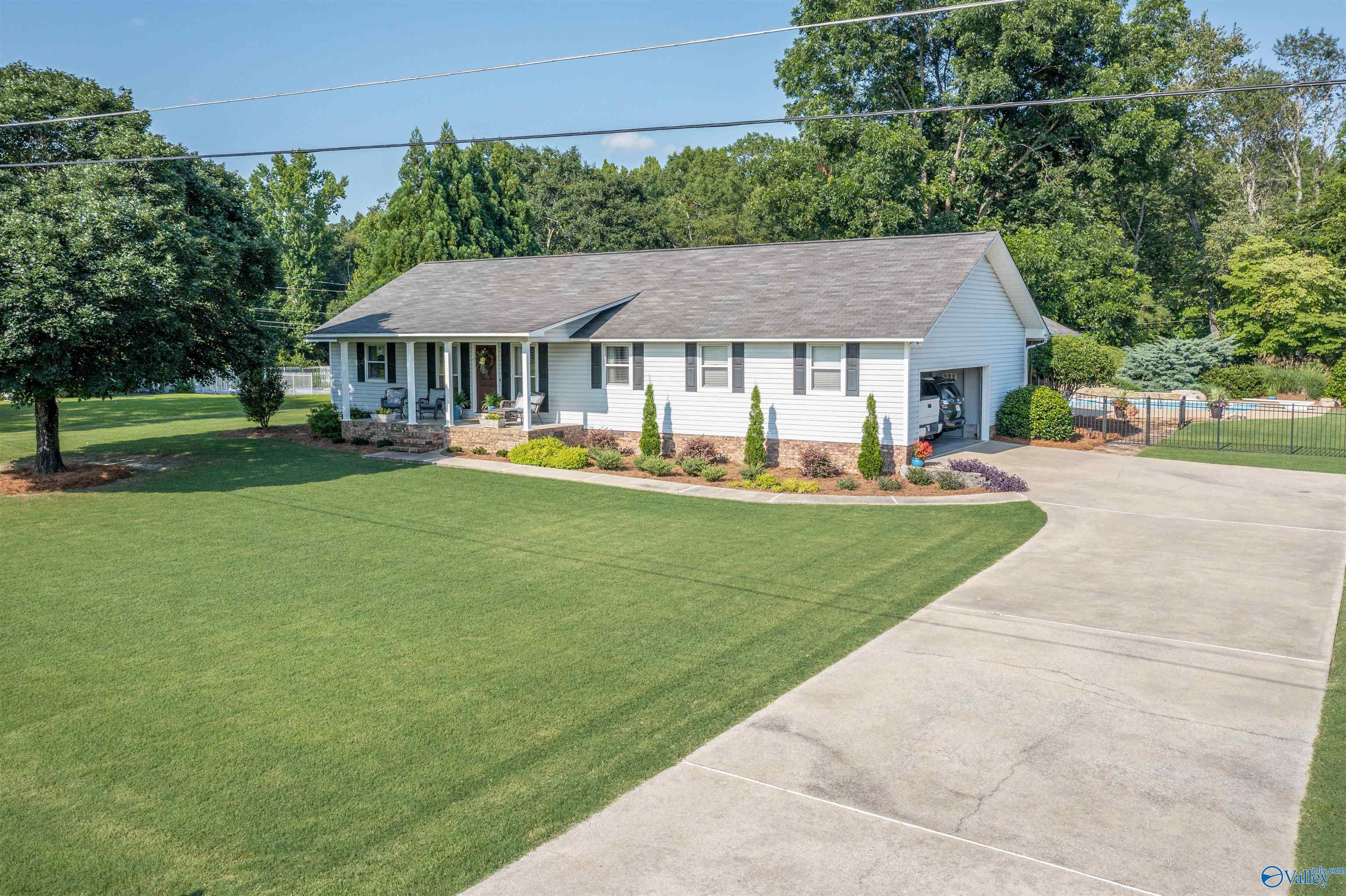 4101 Rosehaven Circle E